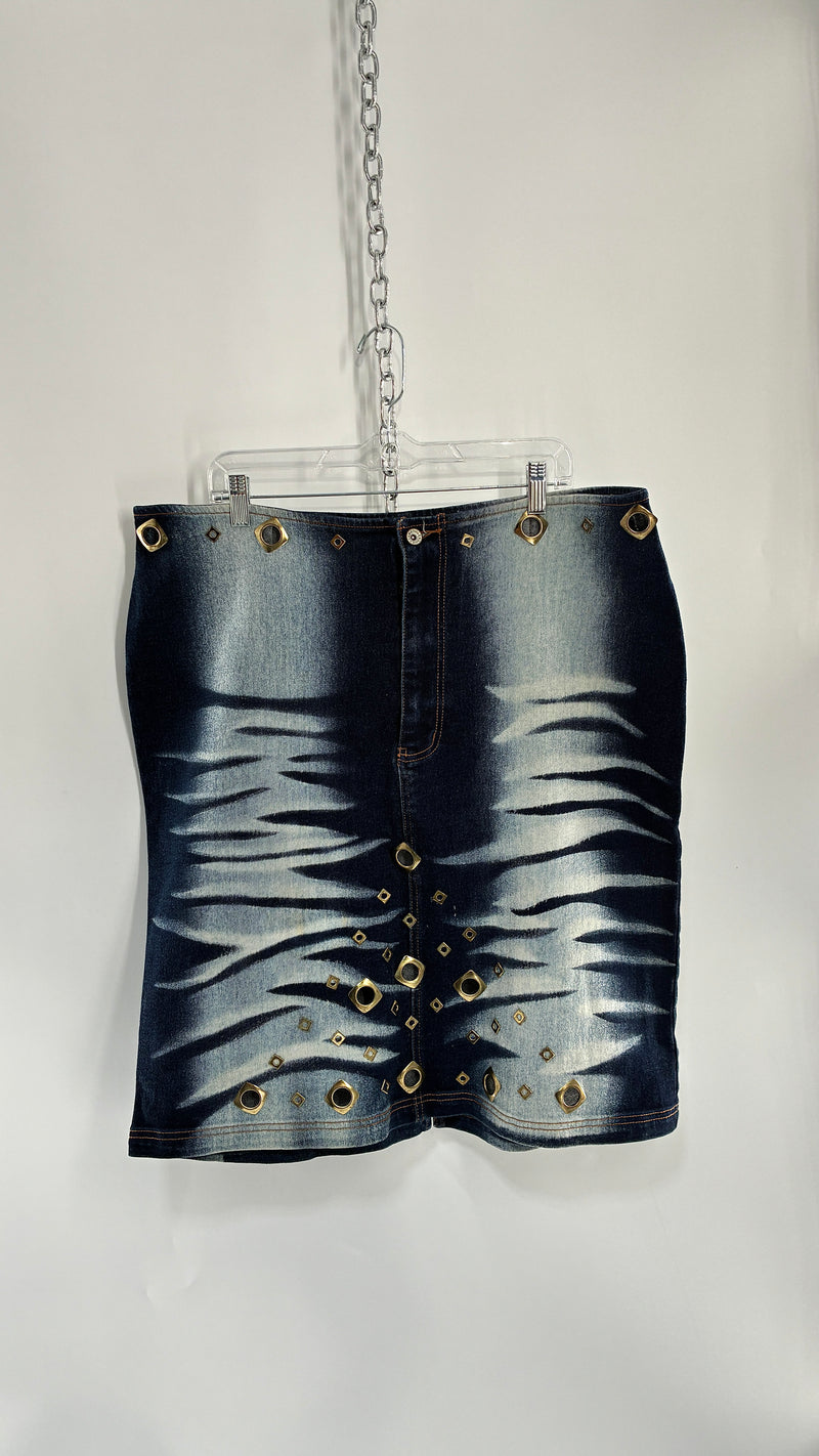 Vintage REVOLT Low Waisted Denim Skirt with Zebra Pattern and Gold Grommets (20)