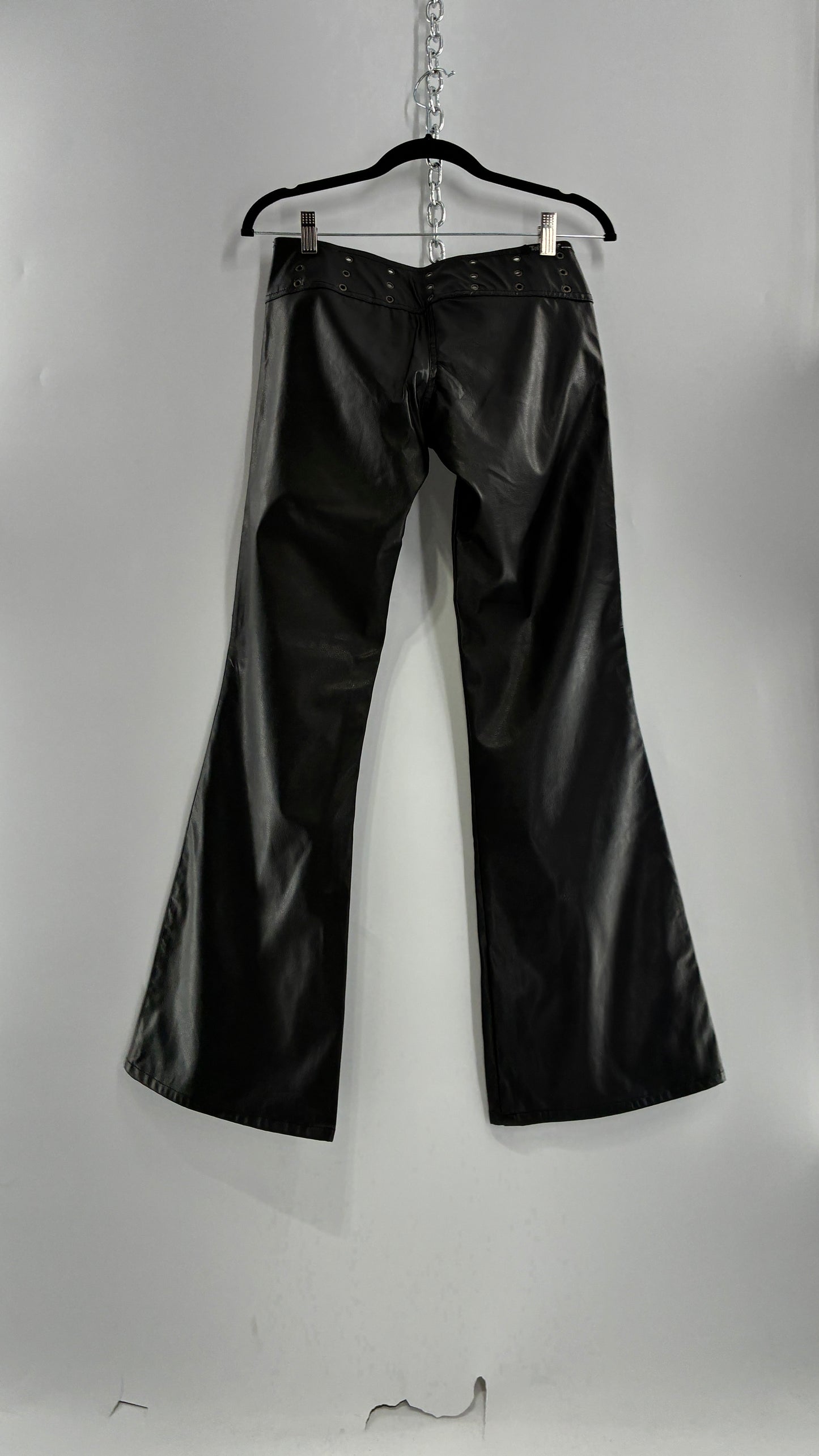 Vintage Toba&Co Tobacco Faux Leather Low Rise Zip Front Kick Flares with Wide Grommet Covered Bronze Circle Buckle Belt (S)