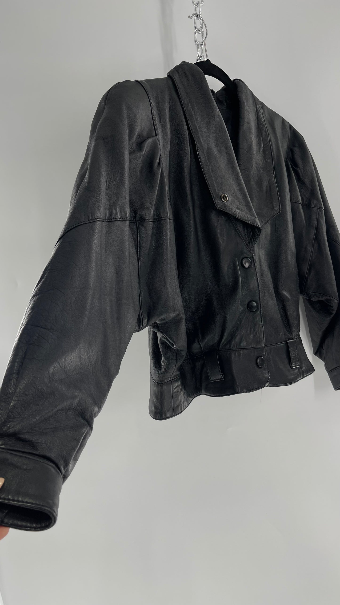 Vintage Black Leather Cropped Motorcycle Jacket (Medium)