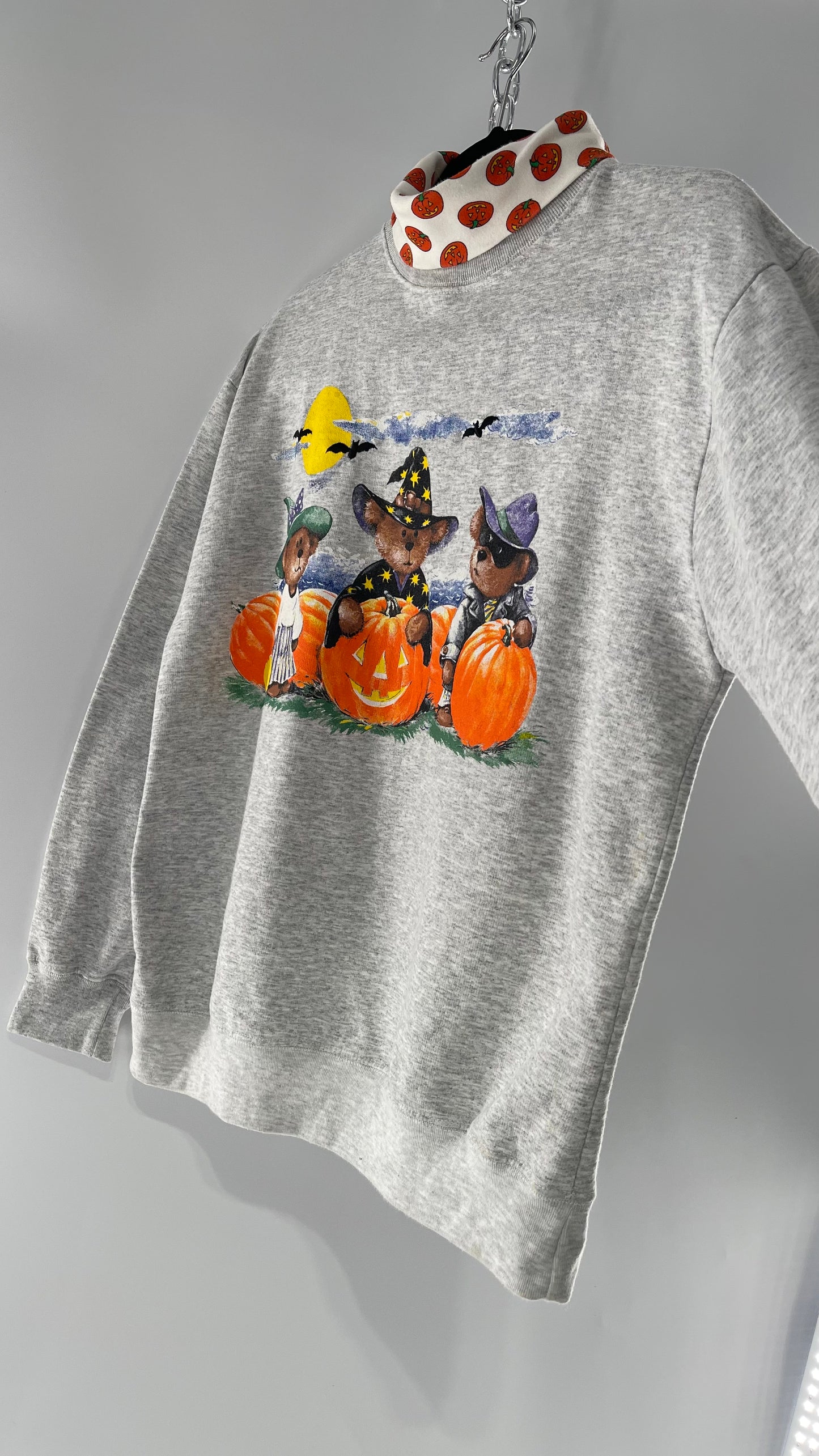 Vintage Halloween Turtle Neck Teddy Bear Sweater (Medium)