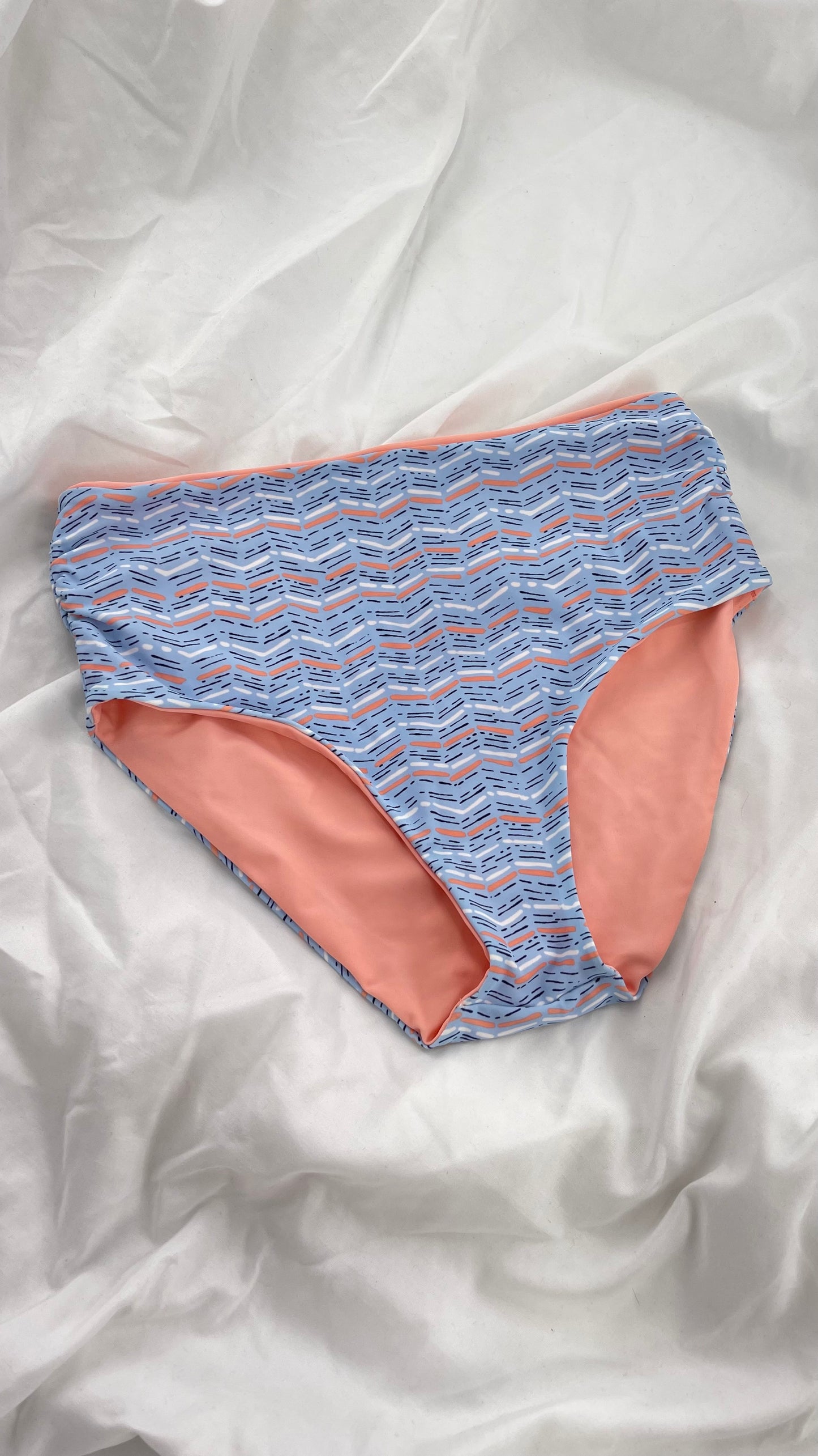 AERIE Pink/Powder Blue Reversible High Waisted Swim Bottoms (Medium)