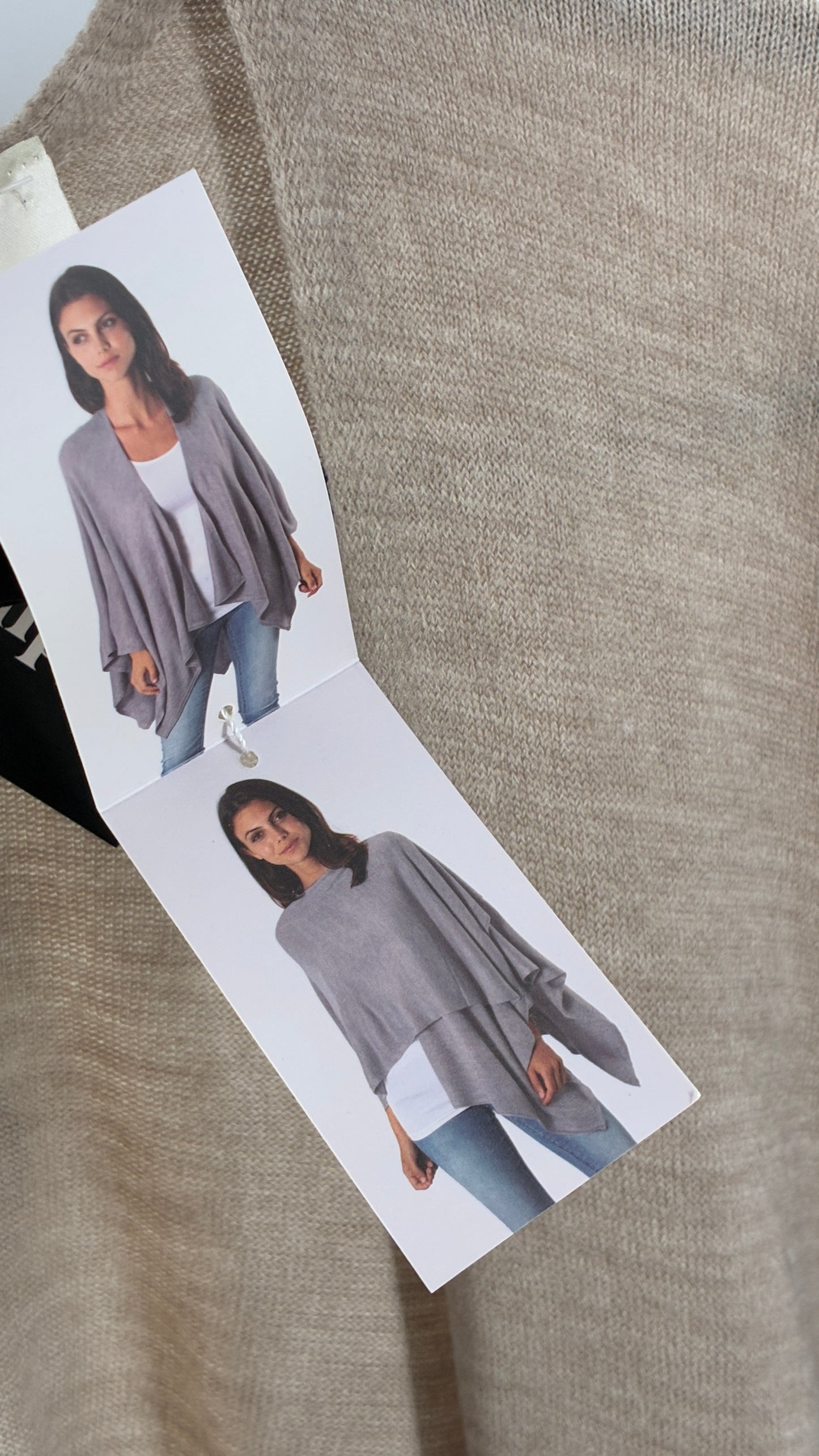 Simply NOELLE Beige Knit Cape with Tags Attached (One Size)