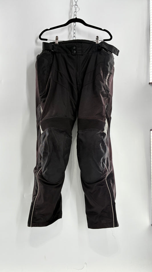 Vintage TOURMASTER VENTURE2.0 Motorcycle Riding Pants with Built In Padding (XXL Short)