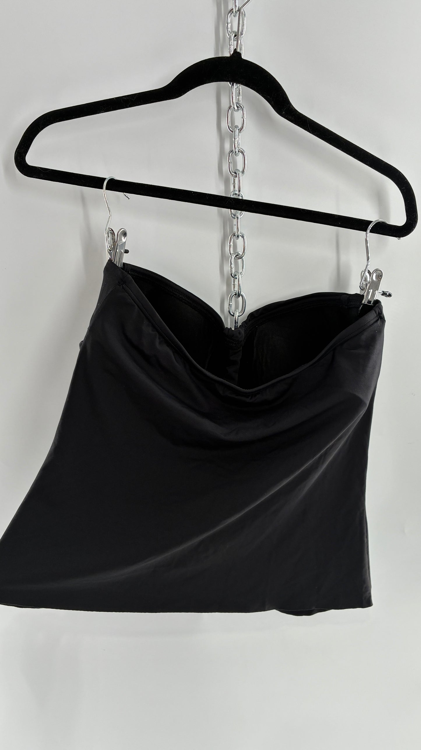 Vintage VINCE CAMUTO Black Strapless Draped Tube Top with Built in Bra (Medium)