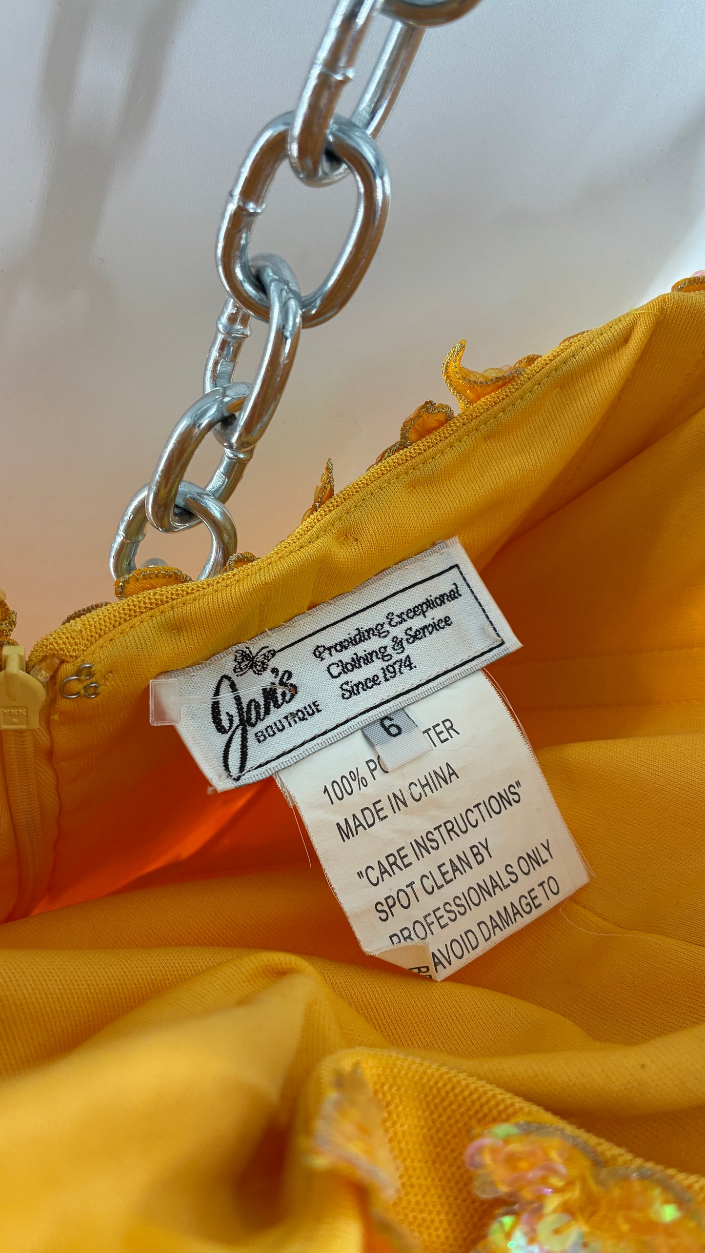 Vintage JAN’S BOUTIQUE Yellow Gown with Iridescent Sequin Appliqué Corseted Bust (6)
