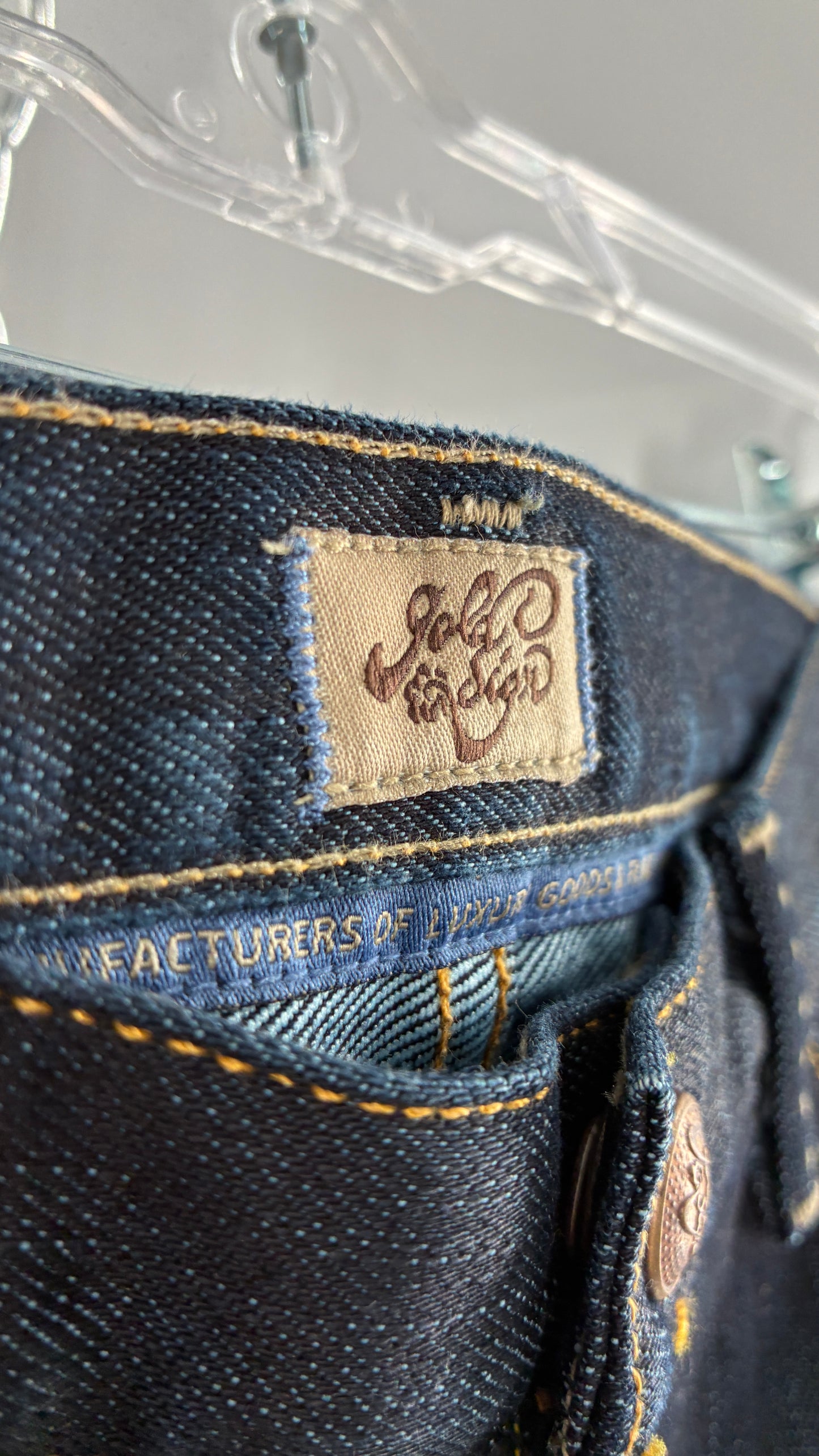 Vintage GOLD SIGN Dark Wash Low Rise Jeans (26)