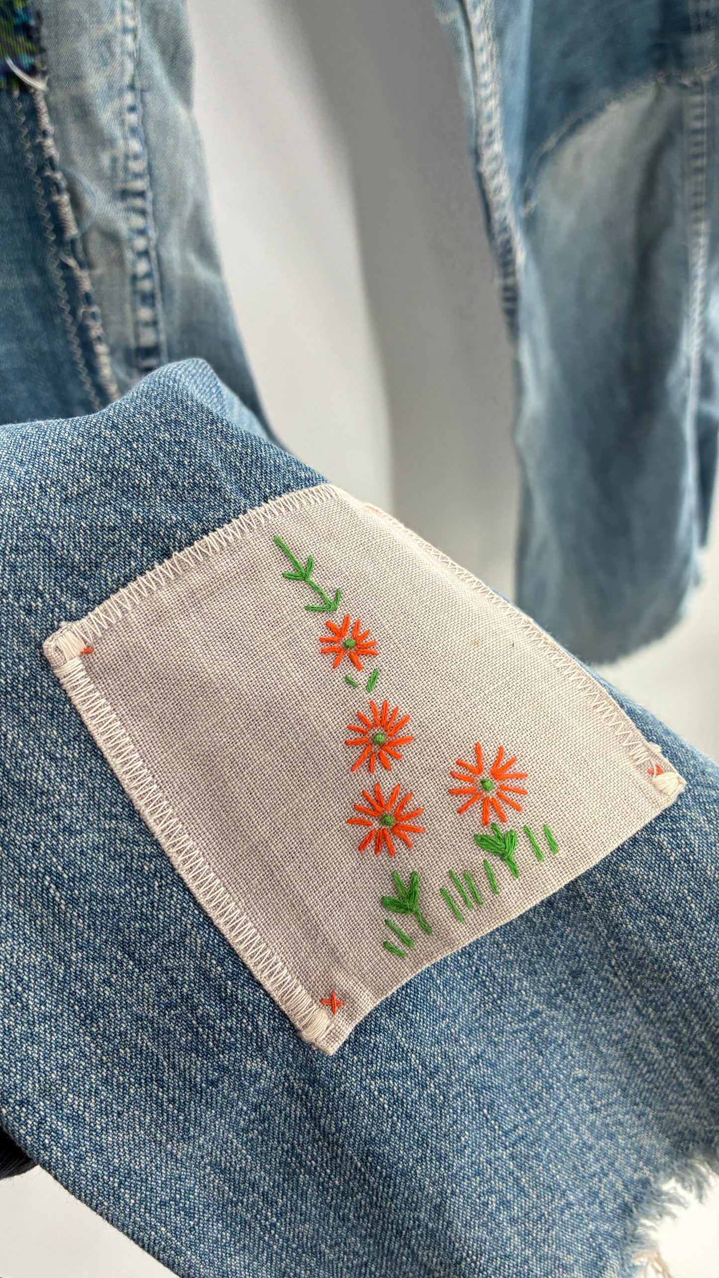 Vintage Rare 1970s Light Wash, Low Rise Boot Cut Jeans with Hand Stitched Tapestry Style Patches and Purple Heart on Bum (Measurements Below)