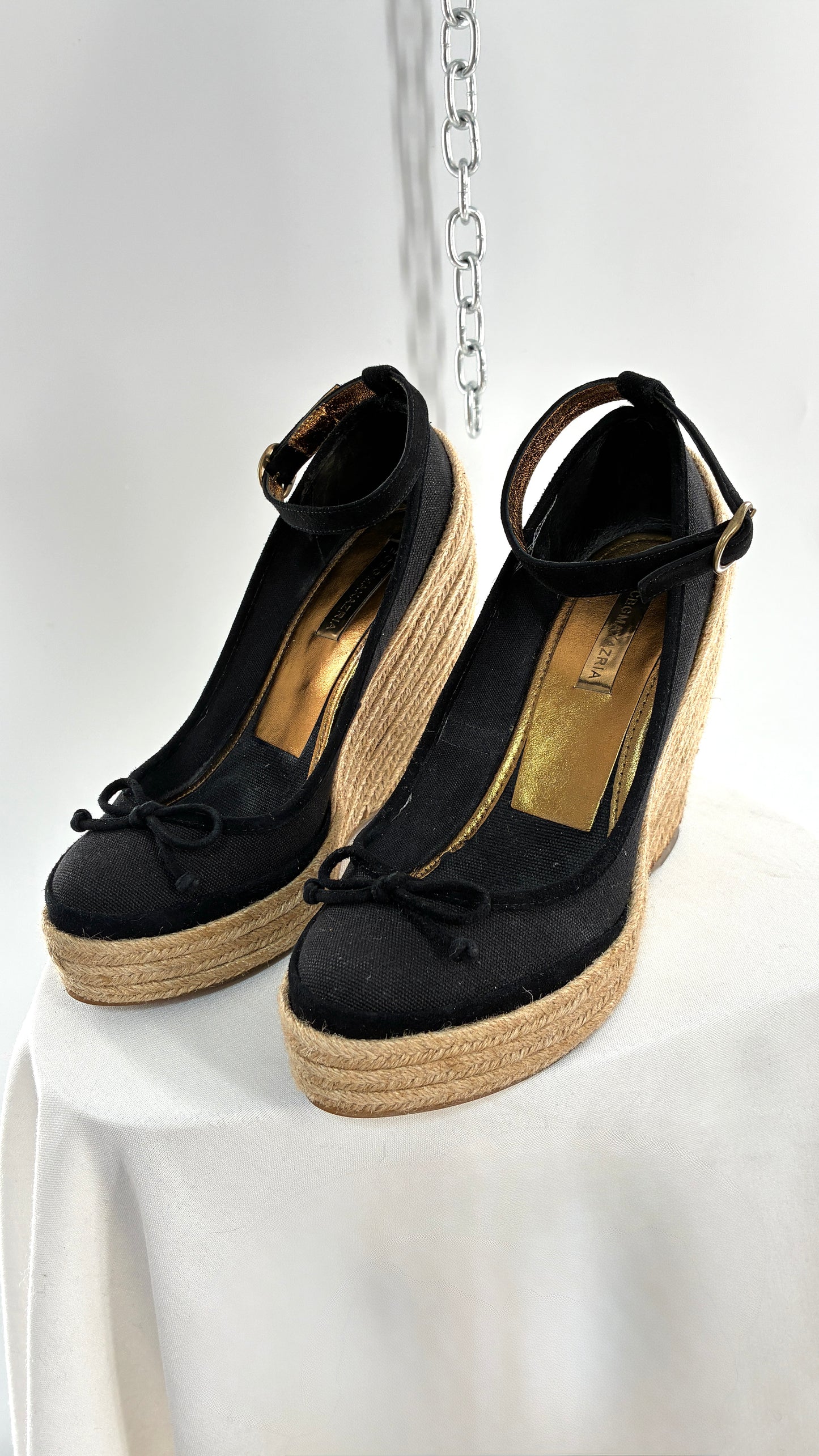 Vintage BCBG MAXAZRIA Black Ballet Wicker Wedge Heels Made in Spain (7)