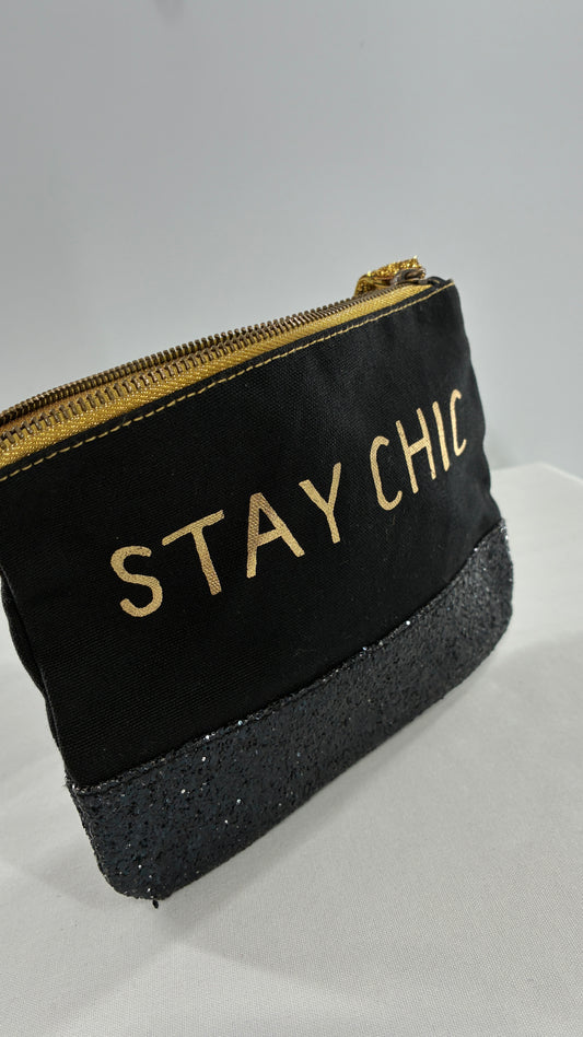 Stay Chic Makeup Pouch
