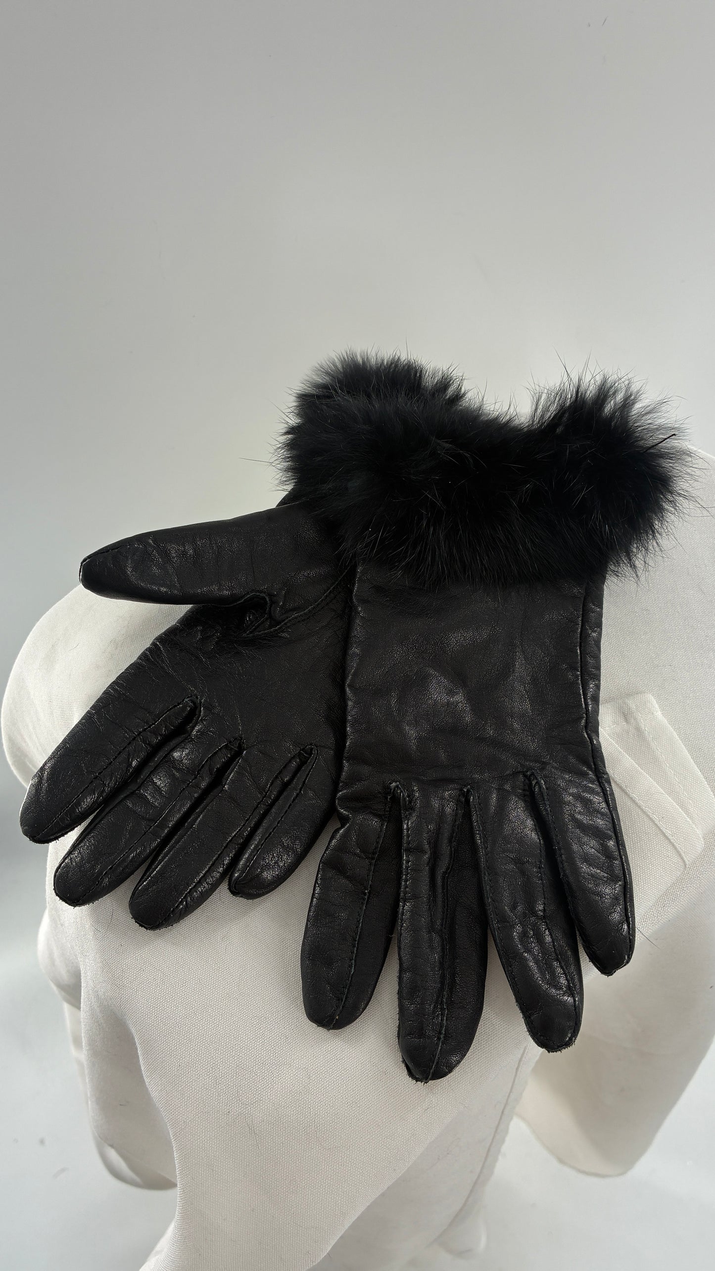 Vintage Black Genuine Leather Gloves with Rabbit Fur Trim