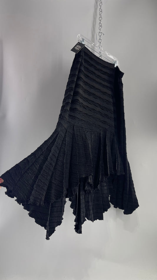 Vintage Black Crimped Skirt with Handkerchief Hem (XXL/XXXL)