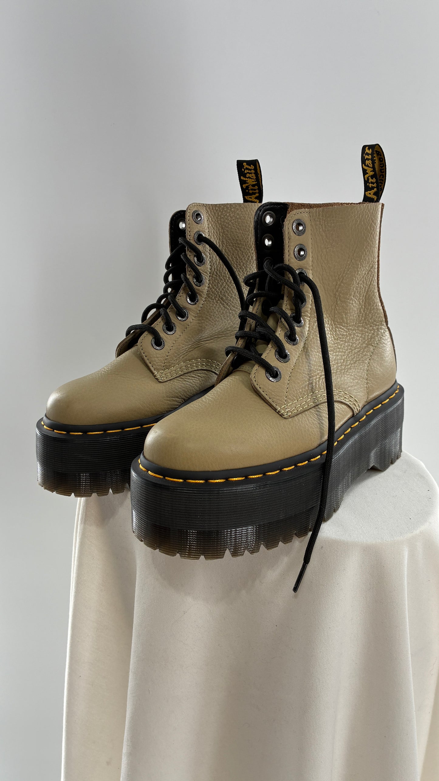 Vintage Dr. Martens 1460 Pascal Max Platform Pale Olive Pisa Boot (6L)
