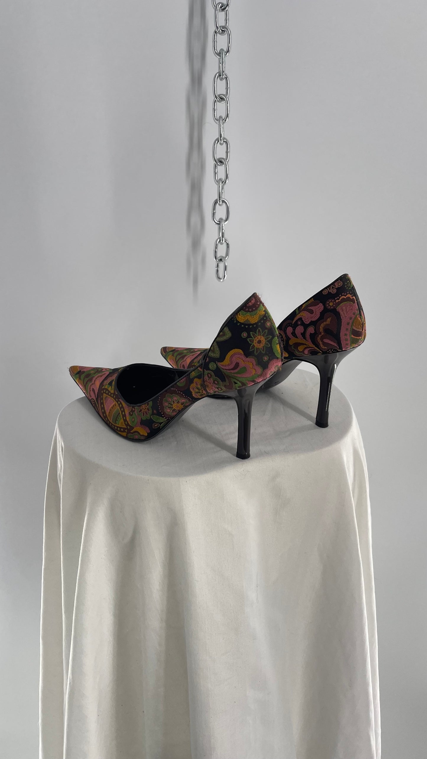 Vintage Nine West Brown Floral Patterned Pointed Toe Heel (8)