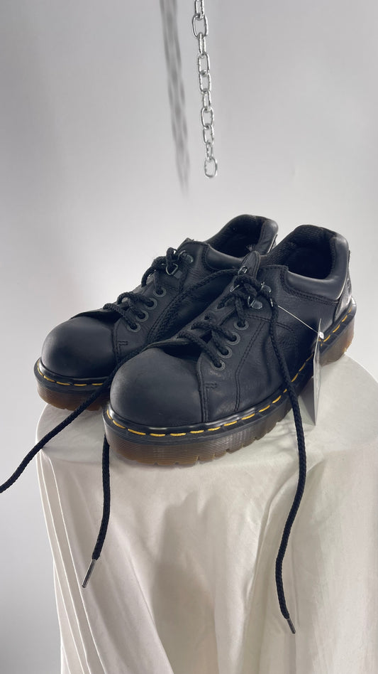 Vintage Chunky Rounded Toe Doc Martens Oxfords Black Leather (Men’s 7 Women’s 9.5/10)