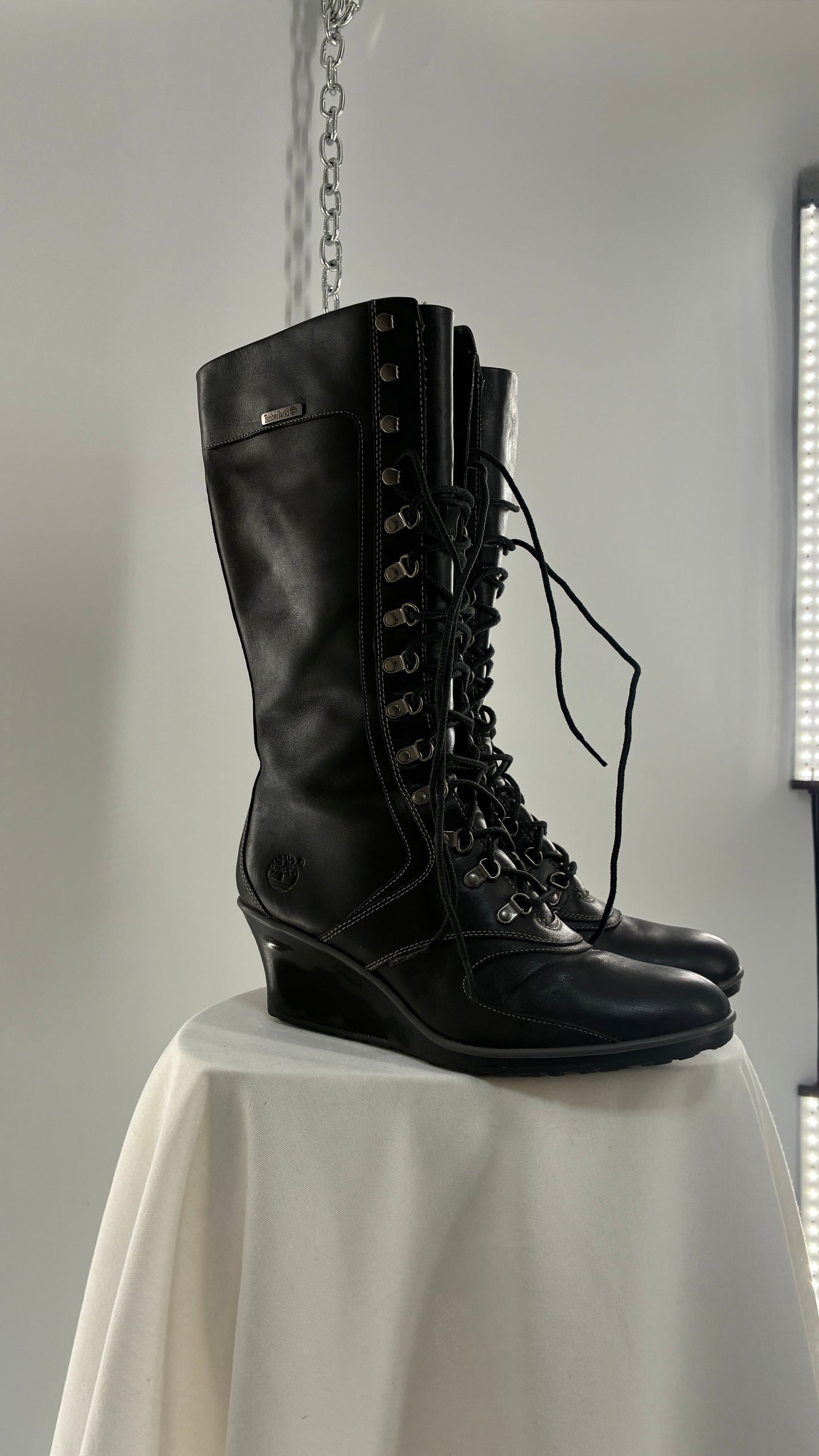 Vintage TIMBERLAND Black Genuine Leather Wedge Boots (10)