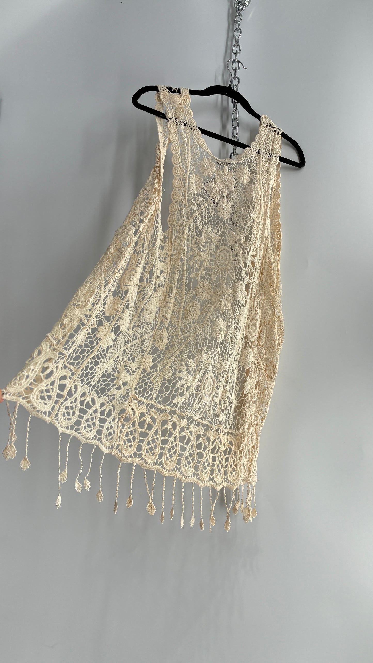 Vintage Sleeveless Crochet Cape (M/L)