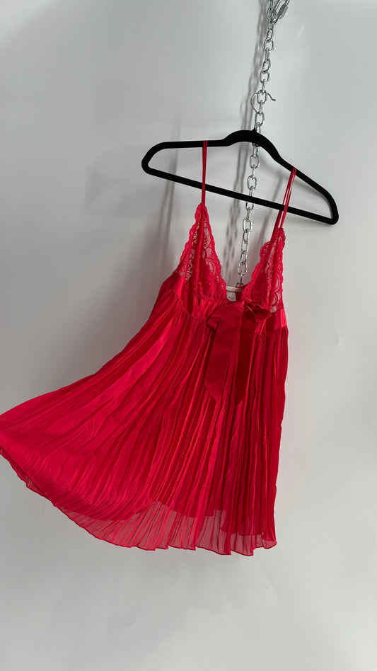 Vintage Victoria’s Secret Red Satin Underbust Bow Babydoll Camisole (Large)
