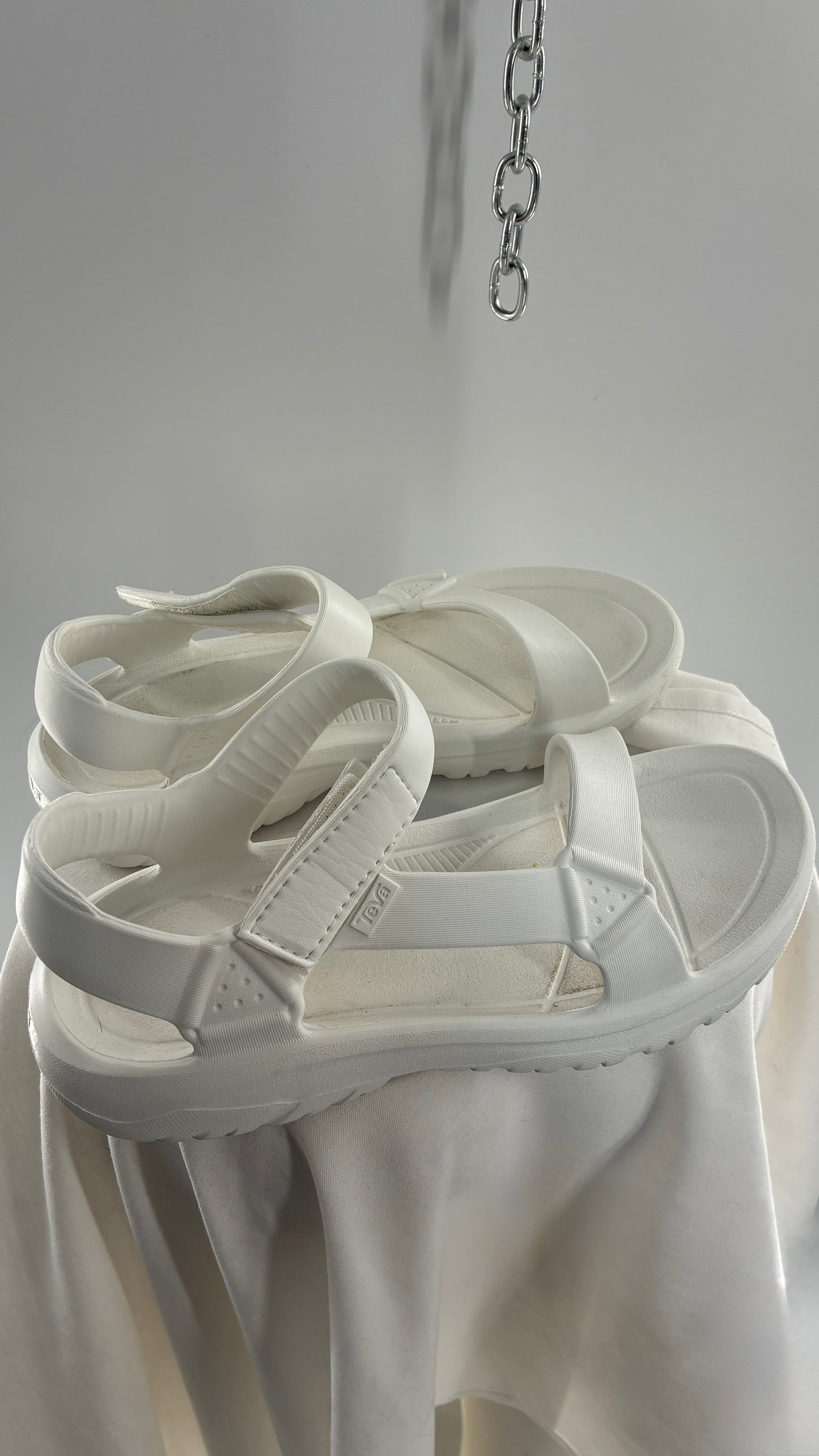 Vintage TEVA White Hurricane Drift Sandal (M8 W10)