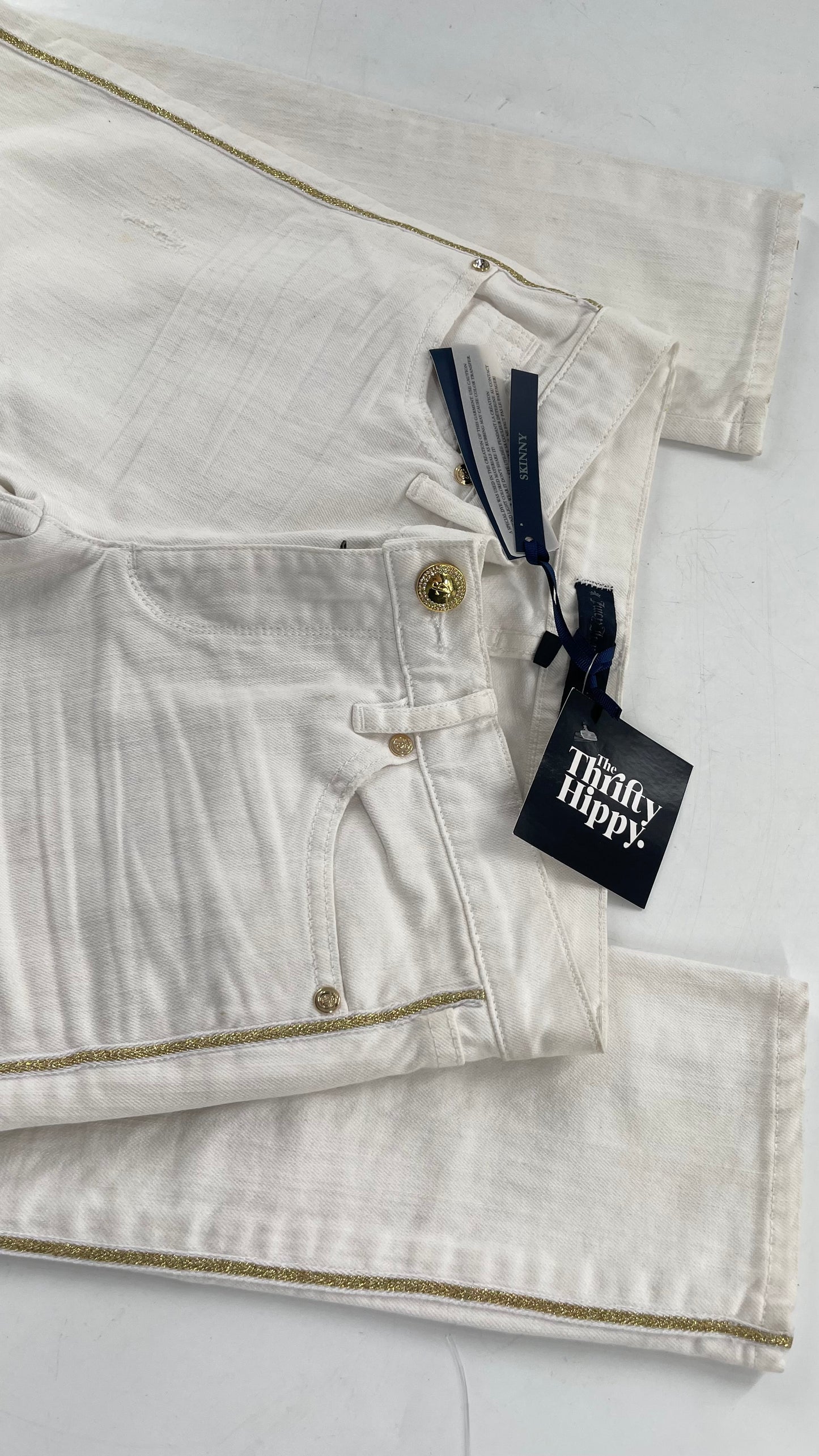 Deadstock Vintage Juicy Couture White Skinny Jeans with Gold Trim and Hardware (25)