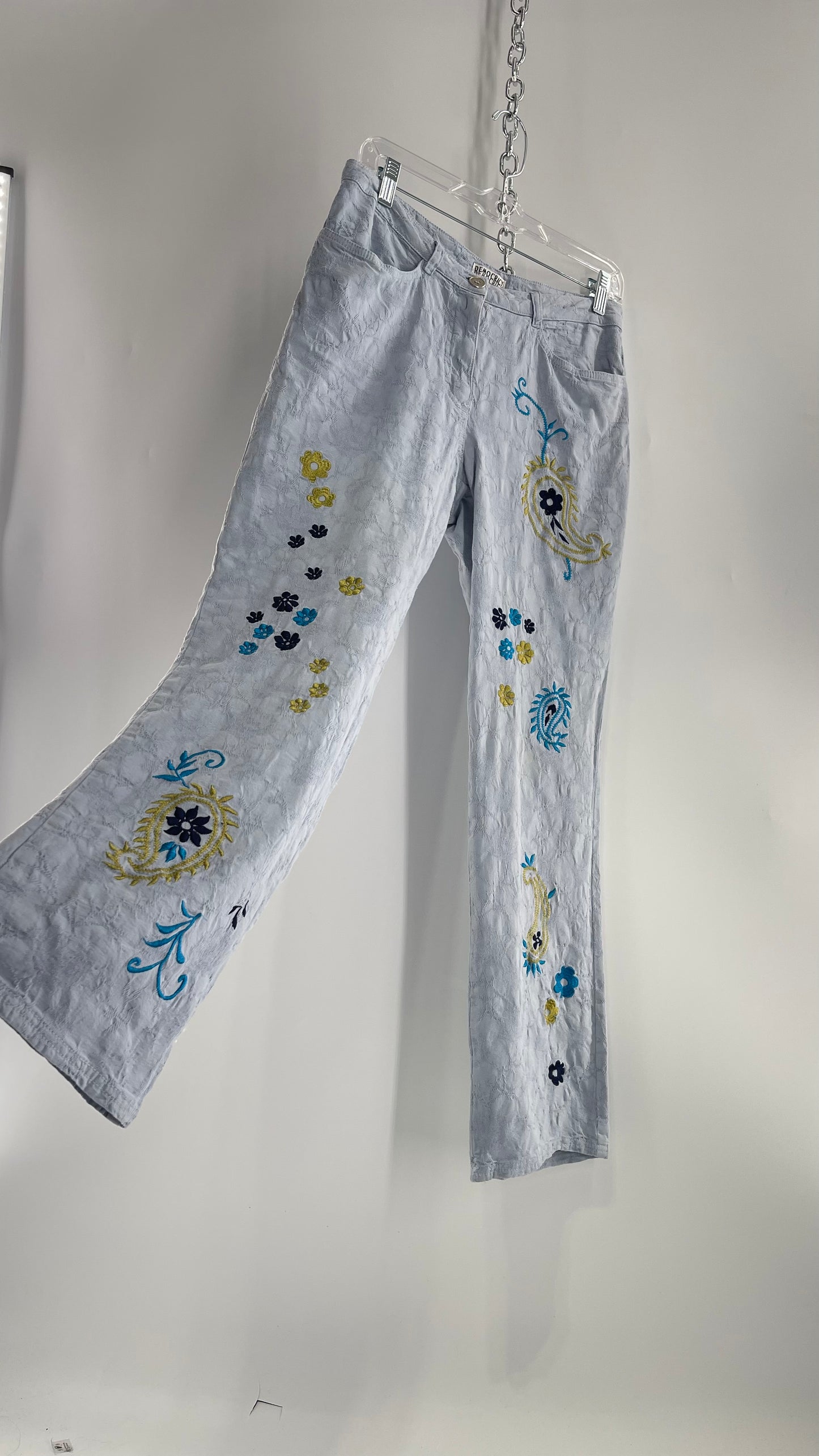 Vintage DEMOCRACY Embroidered, Textured Kickflares (8 Petite)