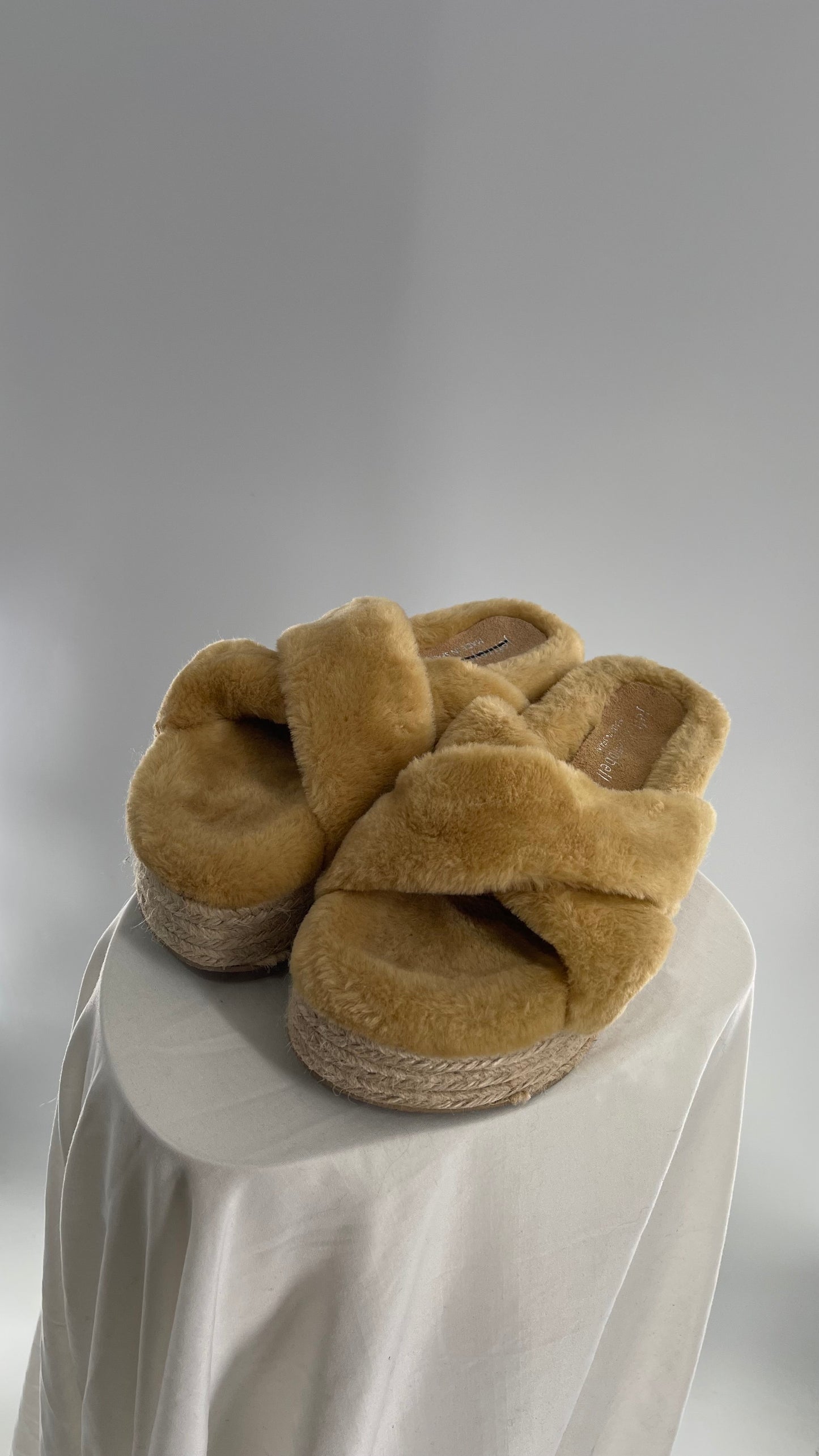 Jeffrey Campbell Tan Fluffy Sandals with Straw Platform (39)