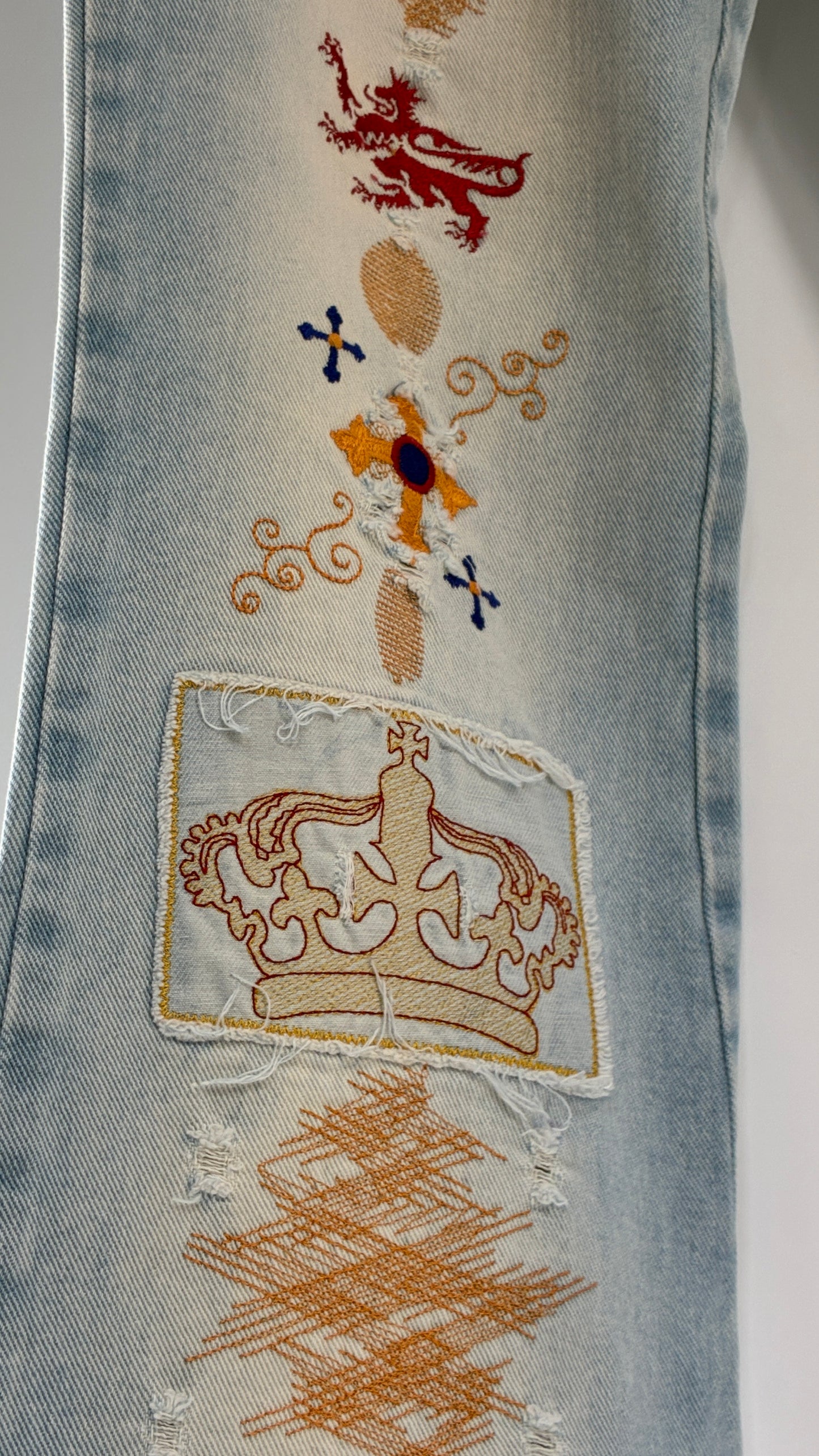 Vintage SAWARY Light Wash Brazilian Jeans with Fade and Embroidered Details (38)