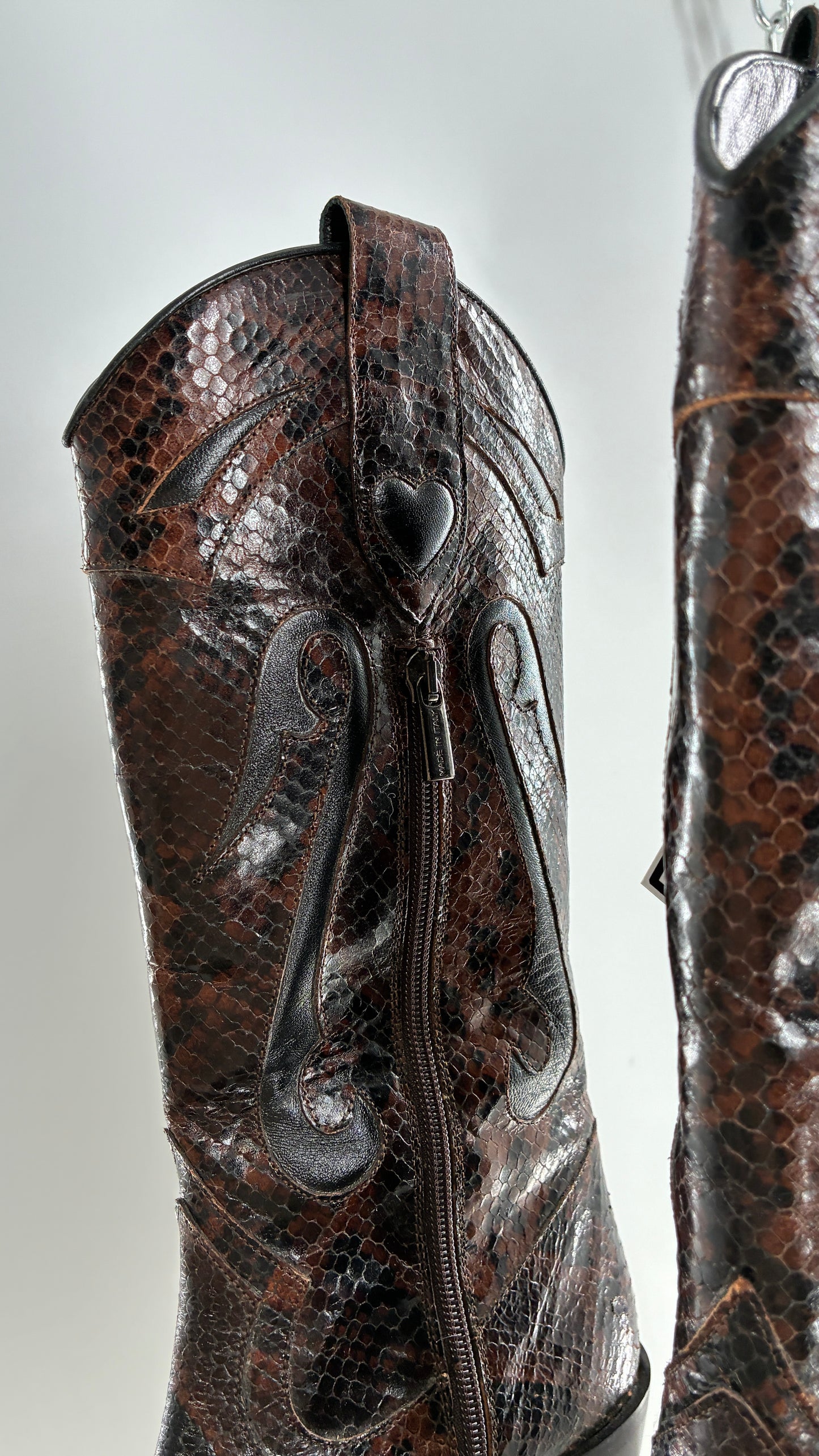 Vintage LABLANC Snakeskin Cowboy Boots with Hearts Made in Italy (36)