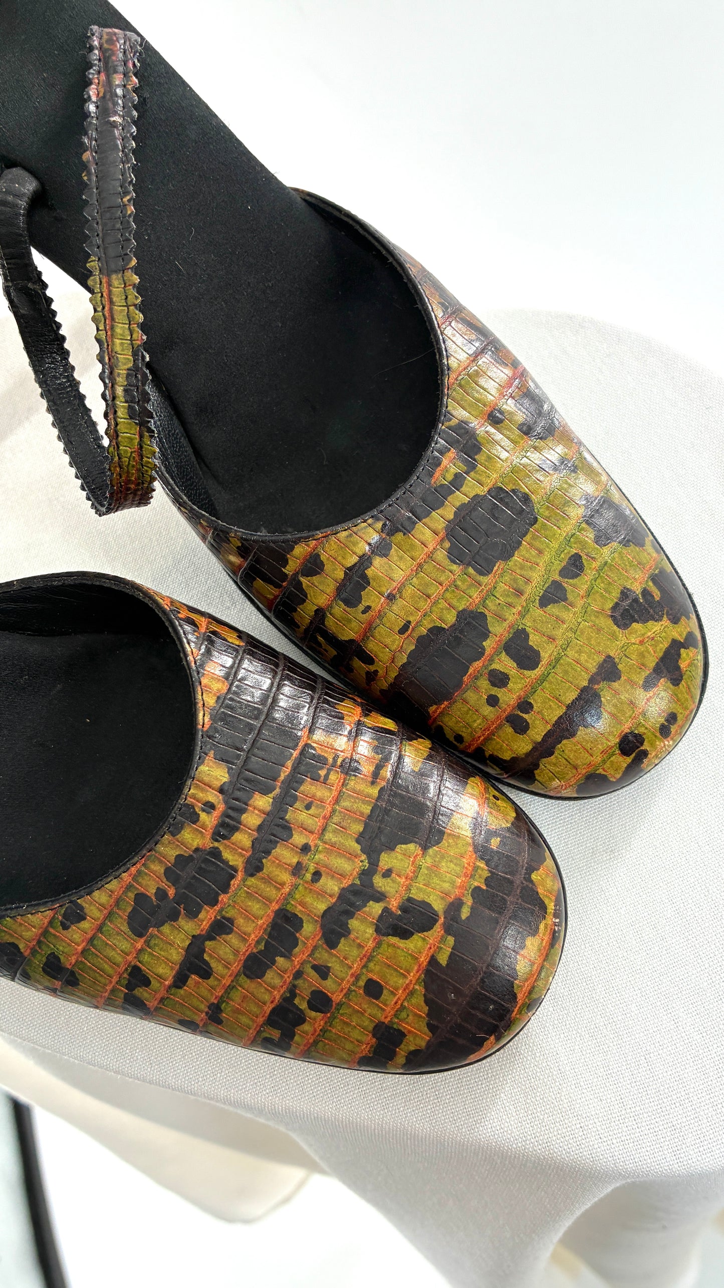 Rare Vintage CLONE Bruno Bordese Anaconda Snake Patterned Round Toe Heel Made in Italy (37.5)