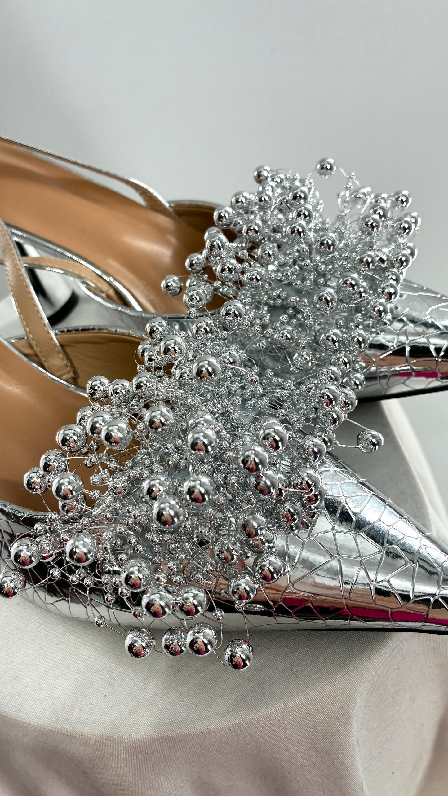 Chrome Silver Pointed Toe Slingback Kitten Heels with Abstract Detail (42)