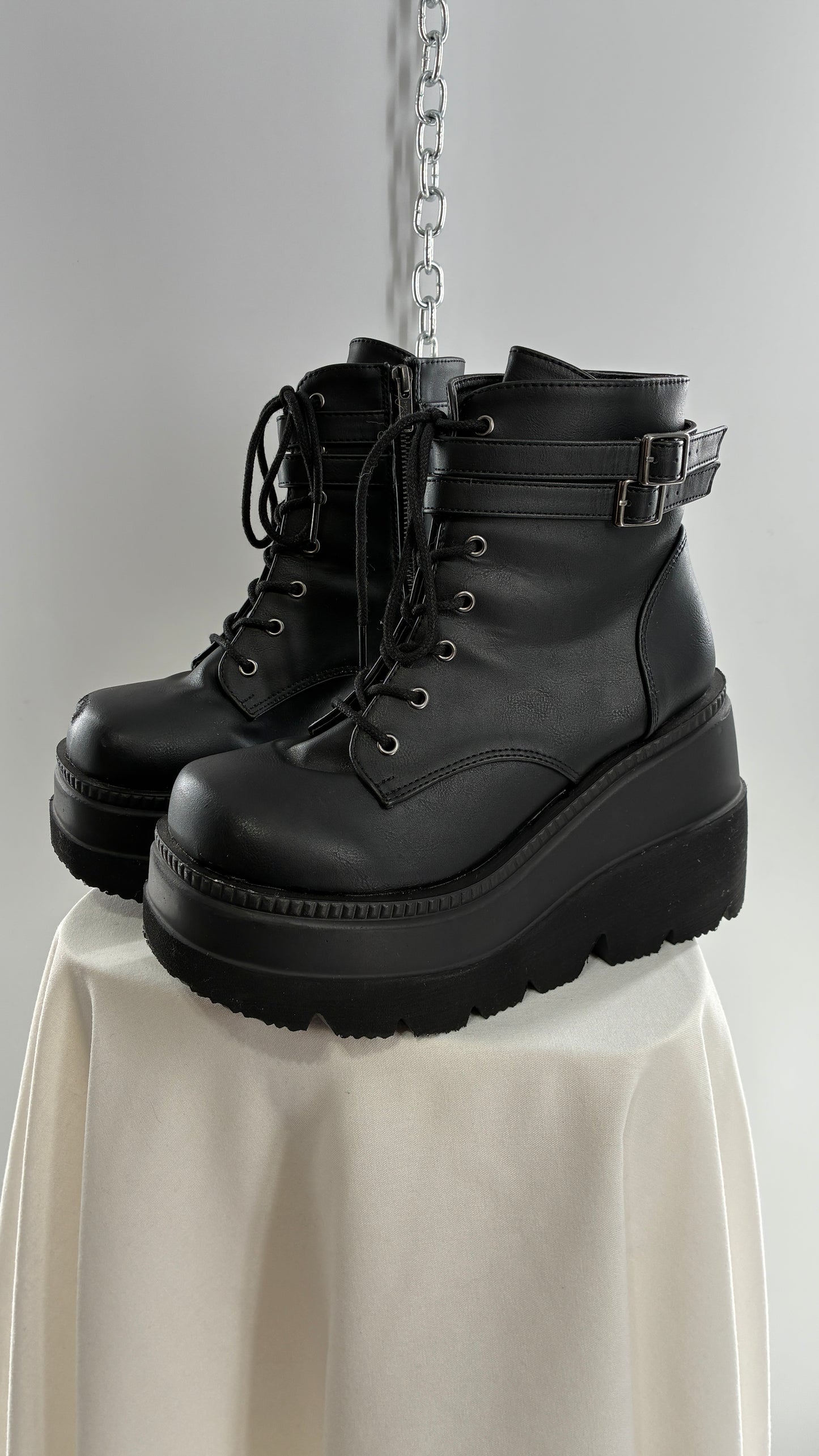 DEMONIA Shaker-52 Black Platform Wedge Combat Boots  (9)