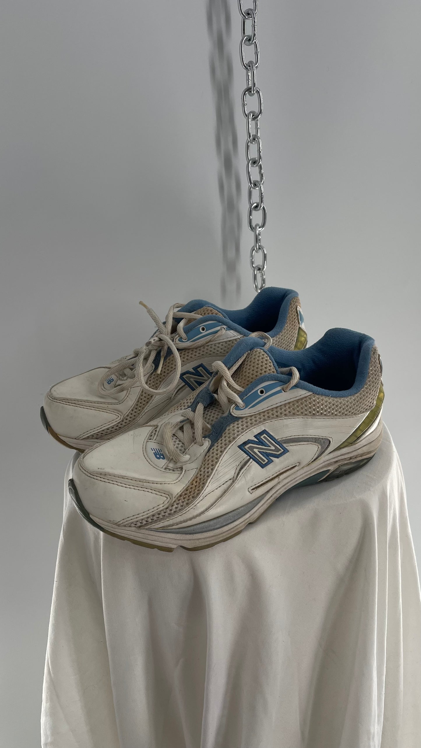 Vintage New Balance Distressed White Sneaker with Baby Blue Details  (9)