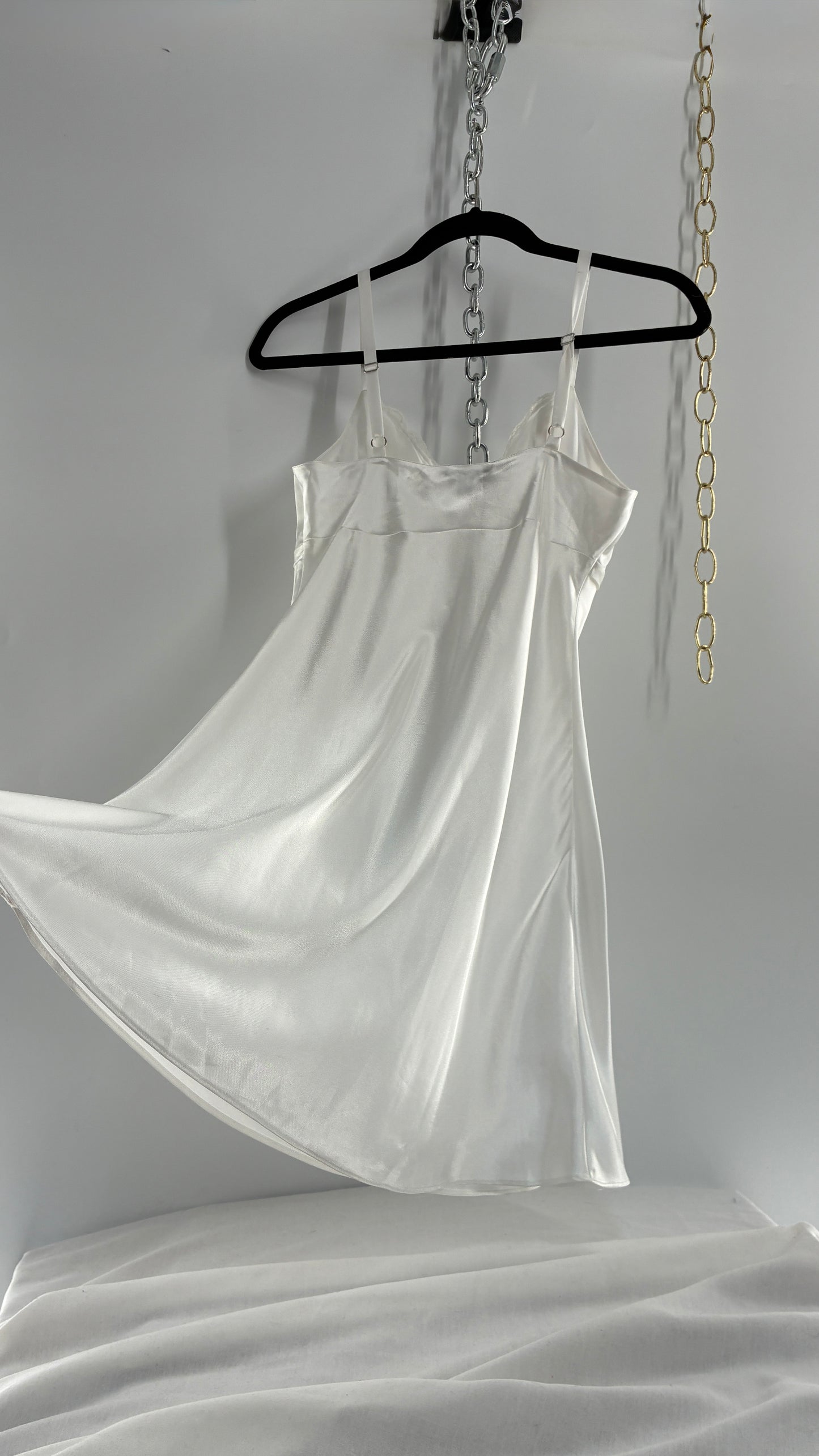 Vintage JONES NEW YORK White Slip Mini Dress (Small)
