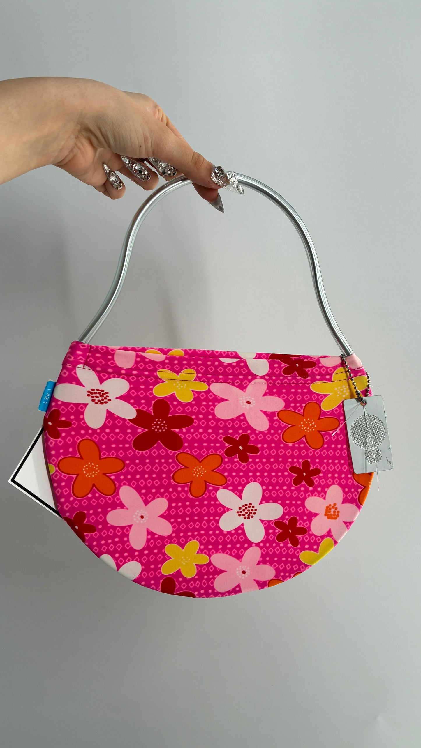VALDESIGN Half Circle Pink Floral 2D Hand Bag with Metal Abstract Handbag