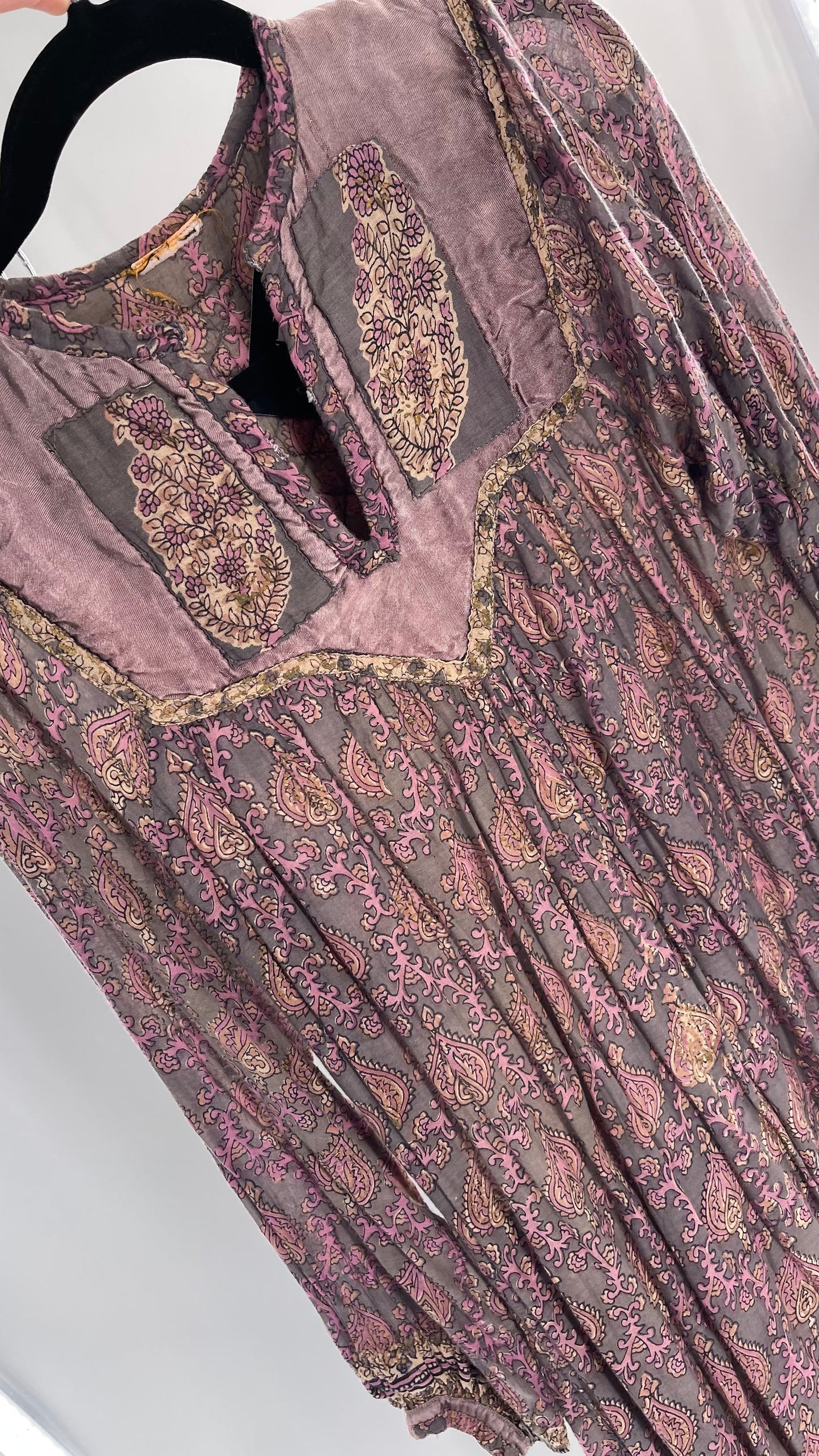 Vintage 1970s Handmade Dusty Purple Full Length Dress with Paisley Pattern and Quilted Neckline (Small)