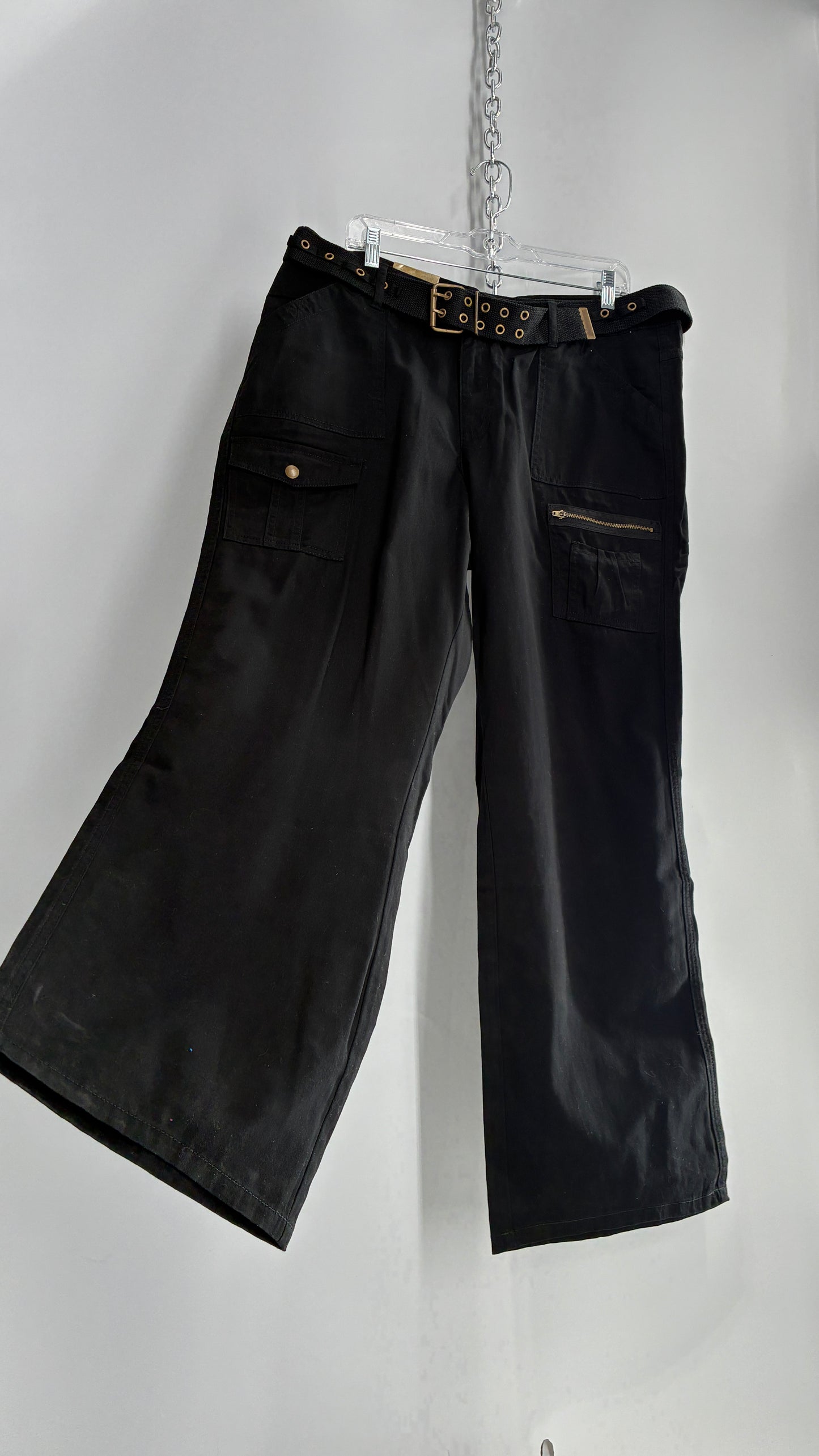 Deadstock Vintage MOKACHINO Black Kickflare Low Rise Belted Cargos (16X)