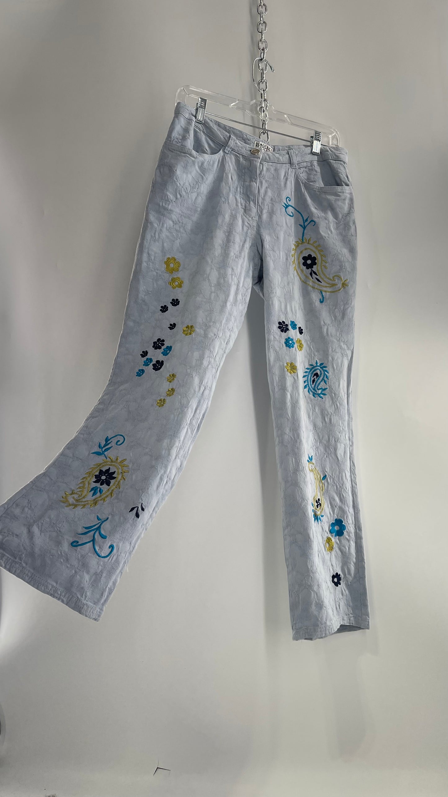 Vintage DEMOCRACY Embroidered, Textured Kickflares (8 Petite)