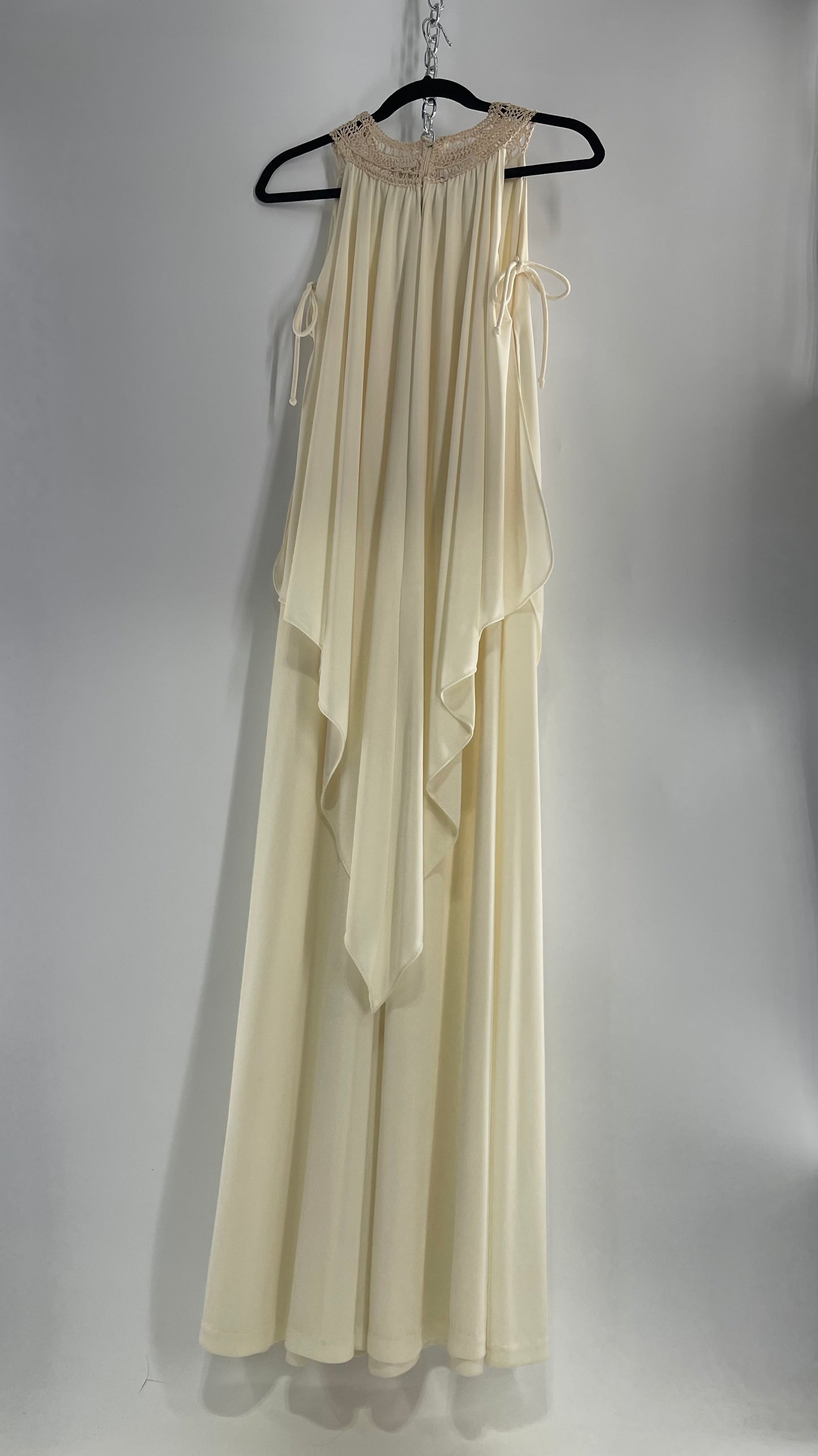 Vintage 1970s Off White Hand Made Goddess Gown with Draping Details, Tie Underarm, Pleated Body and Crochet/Macrame Neckline Detail (XS/S)