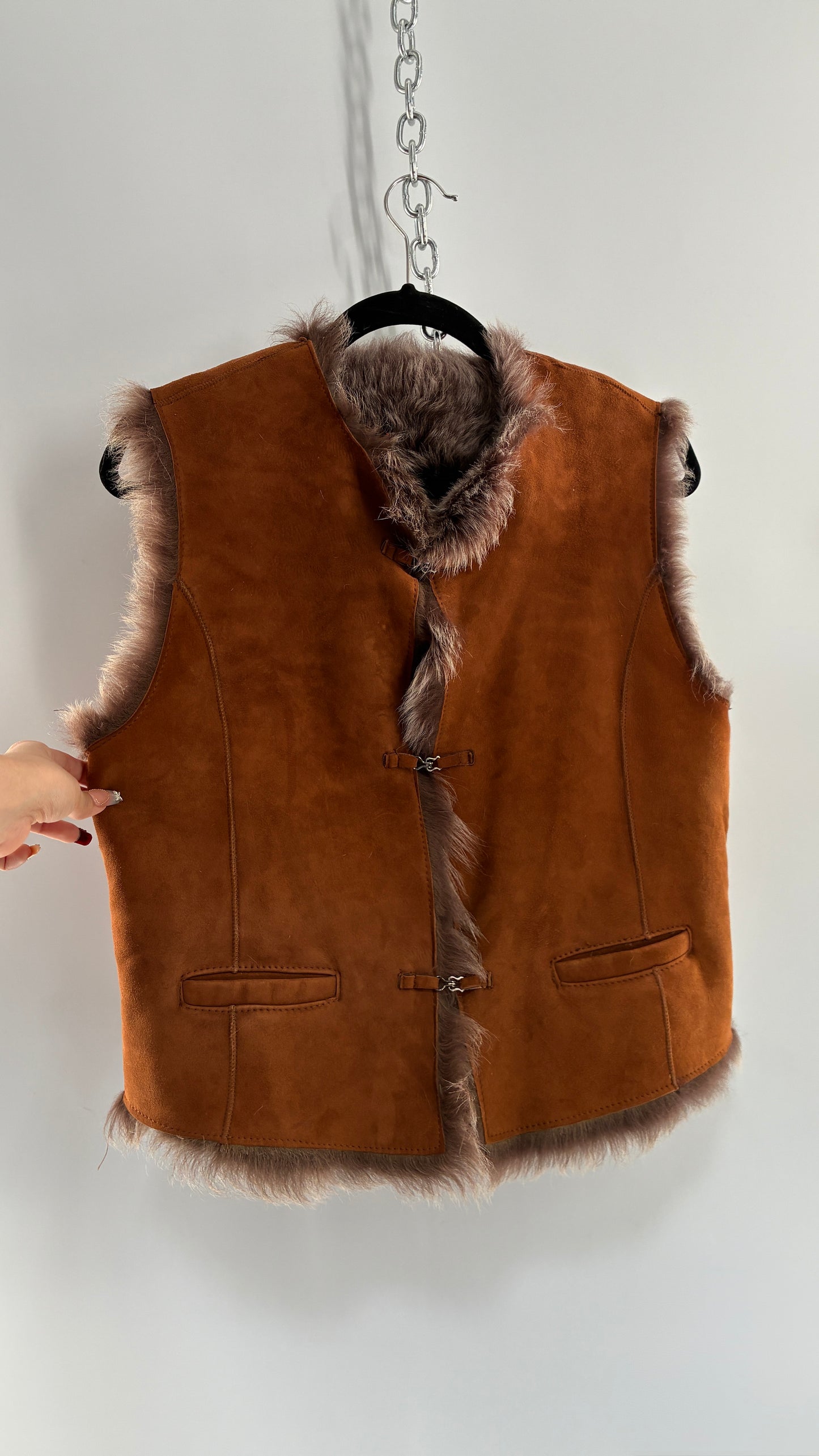 OVERLAND Genuine Fur and Sheepskin Suede Leather Vest Made in France (12)