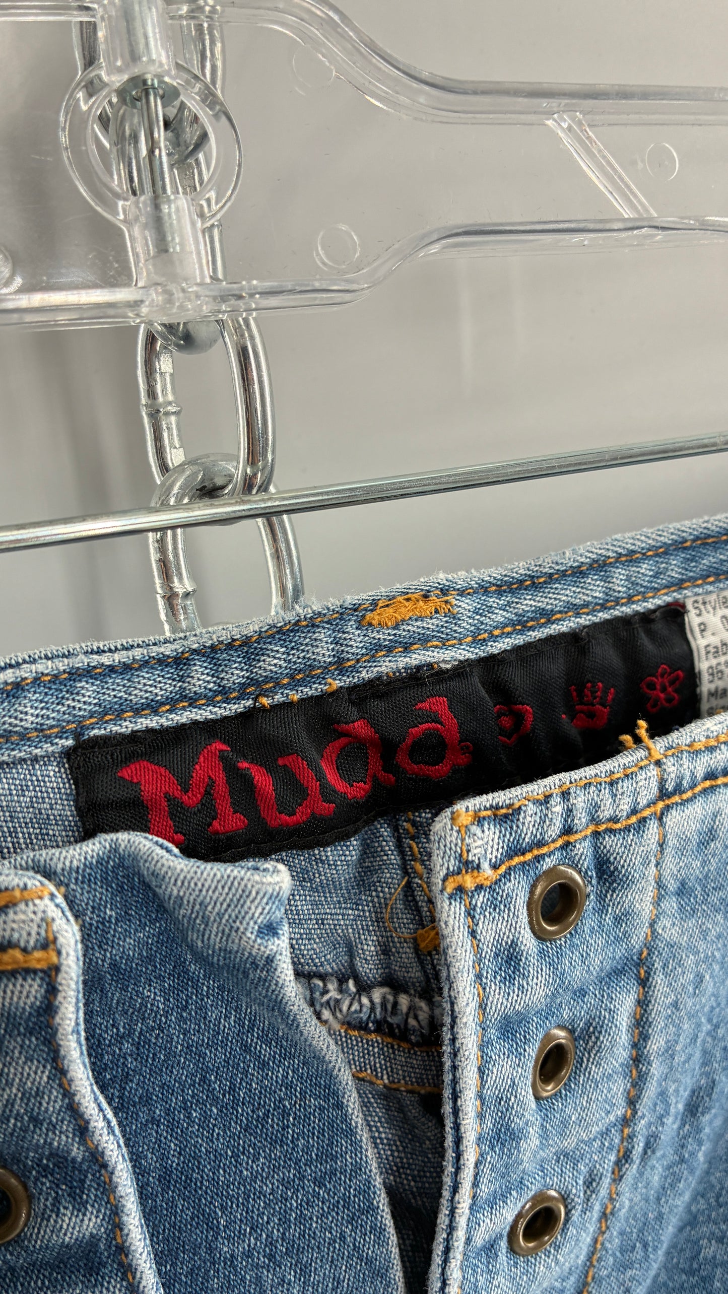 Vintage MUDD Light Wash, Low Rise Jeans with Grommet Waistband and Embroidered Florals (11)