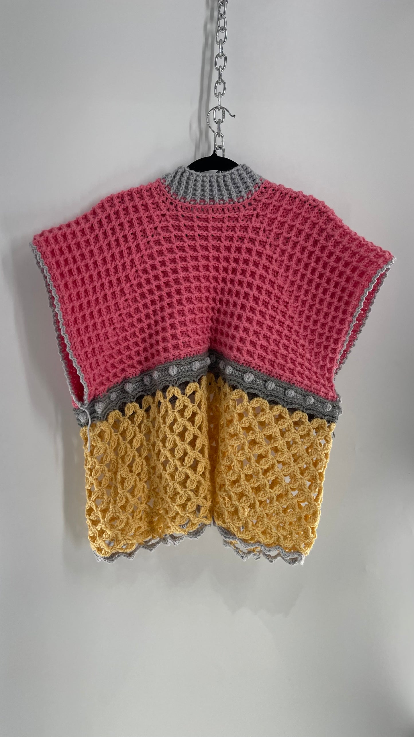 Vintage Thick, Hand Knit Sleeveless Turtleneck Sweater (L/XL)