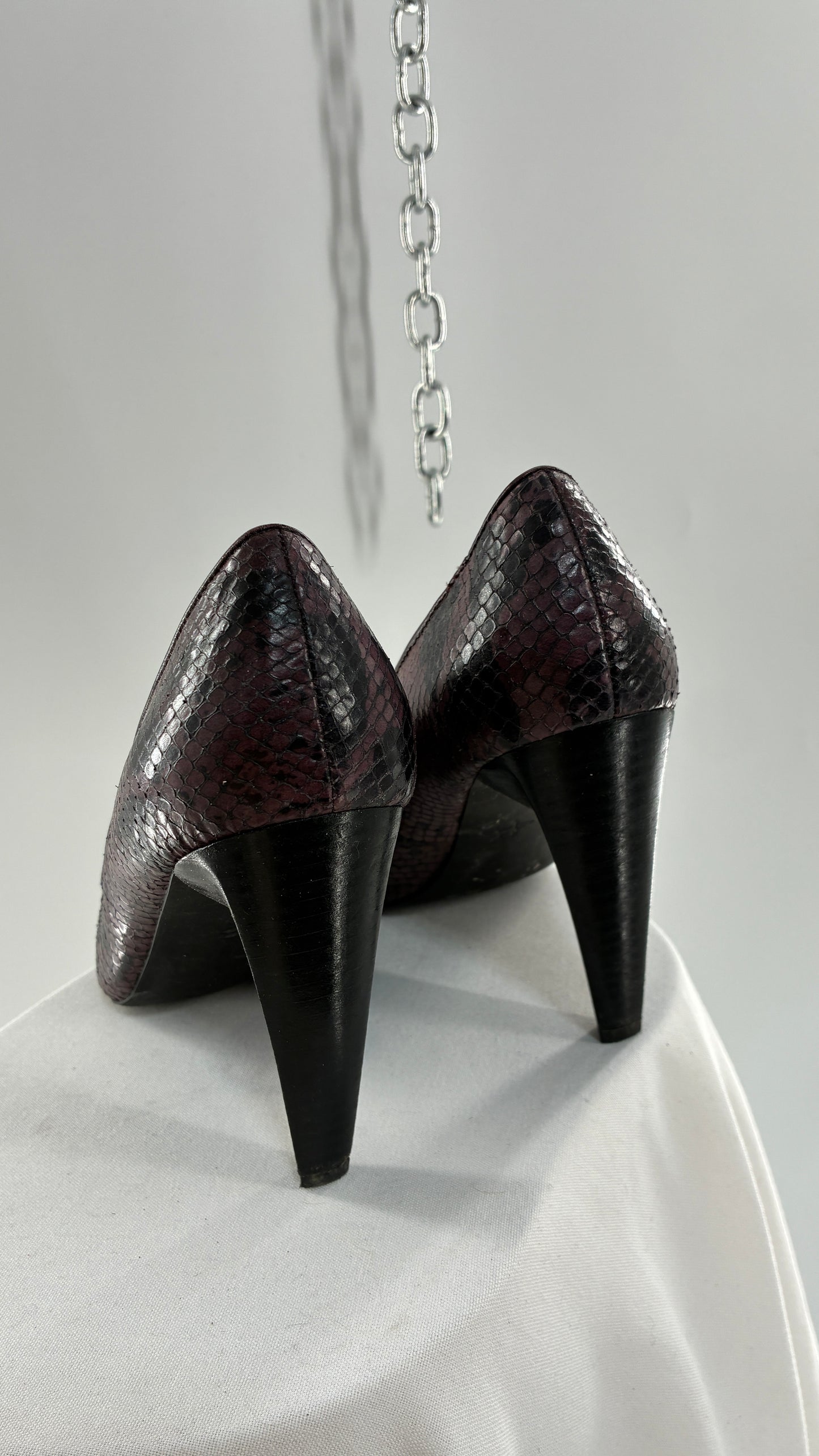Vintage B MAKOWSKY Snake Embossed Pointed Toe Heel with Block Heel (9.5)