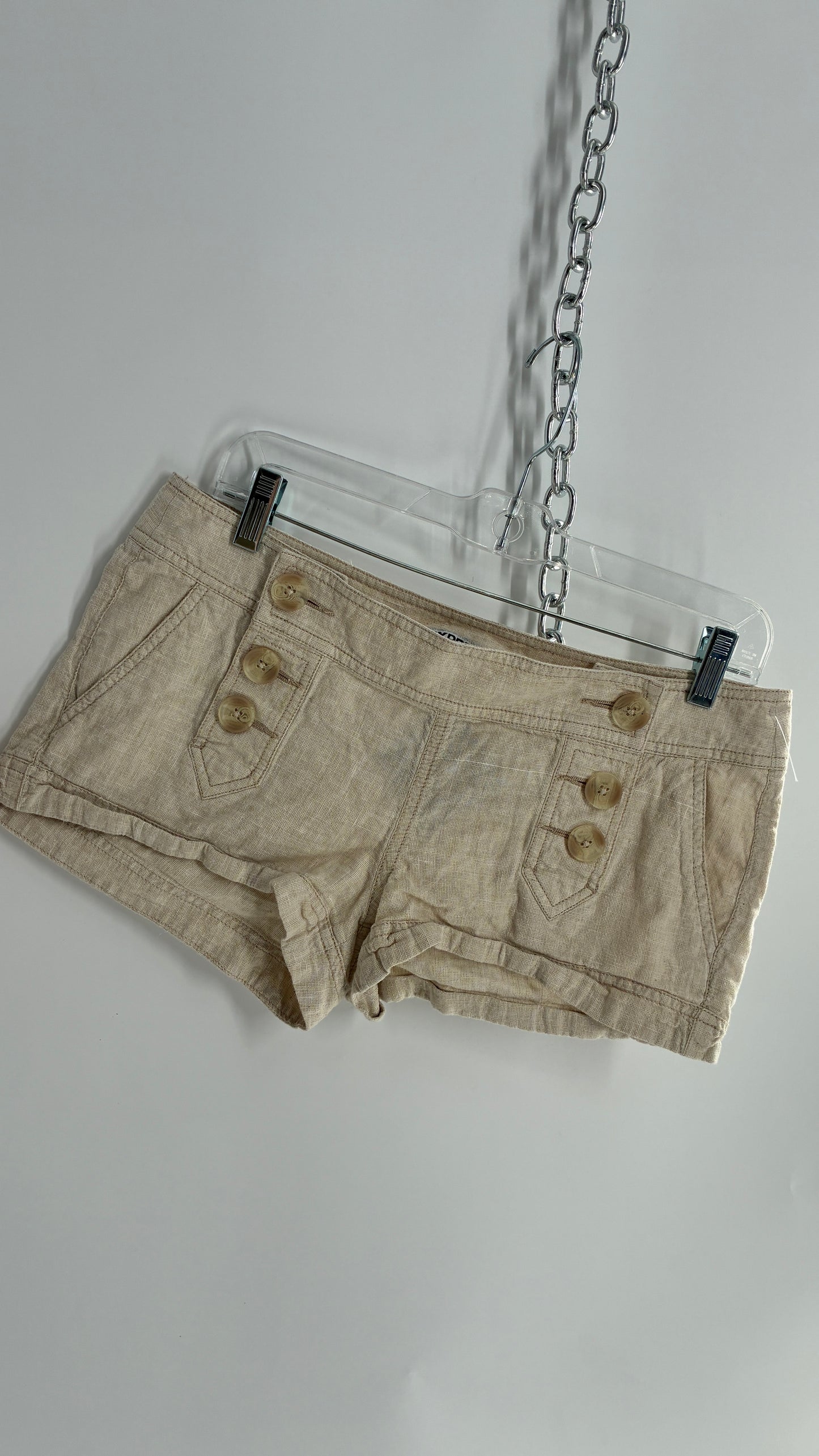 EXPRESS Beige Low Rise Micro Short with Hip Button Detailing (4)