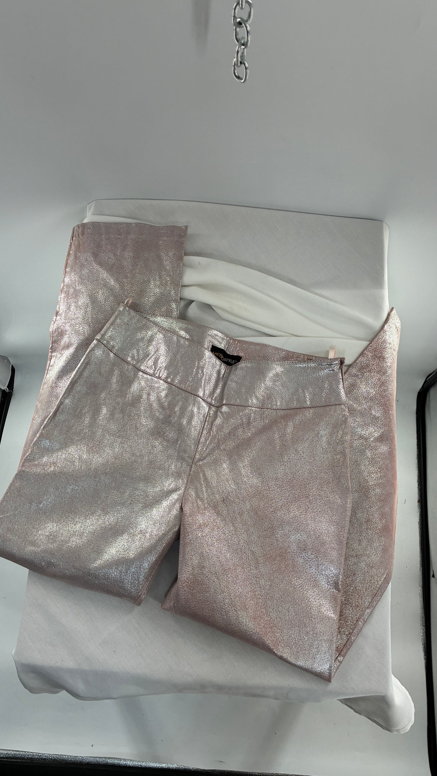 Vintage Deadstock METROSTYLE Pink Metallic Leather Low Rise Bottoms (12)