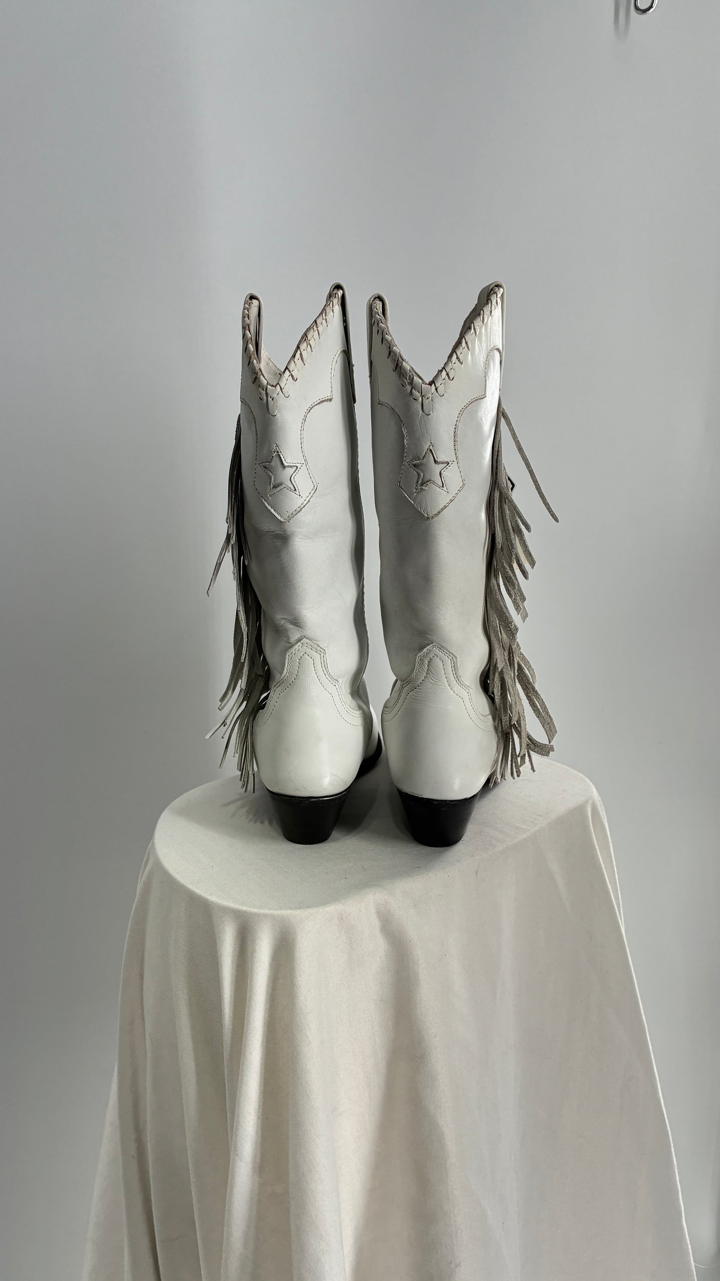 Deadstock Vintage ACME White Cowboy Boots with Braided Cuff, Fringe Sides(6)