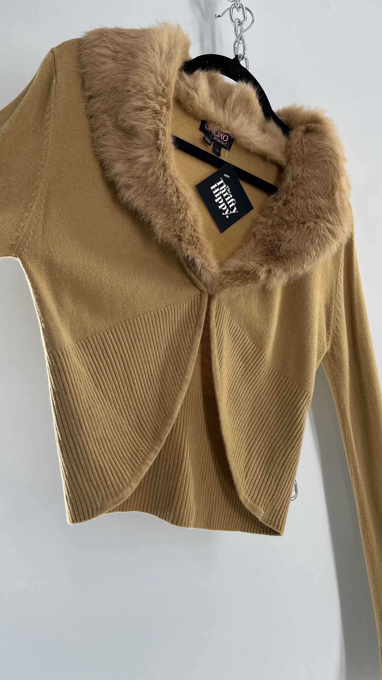 Vintage XOXO Tan Fasten Bust Cropped Cardigan Shrug with Genuine Rabbit Fur Exaggerated Collar (Large)