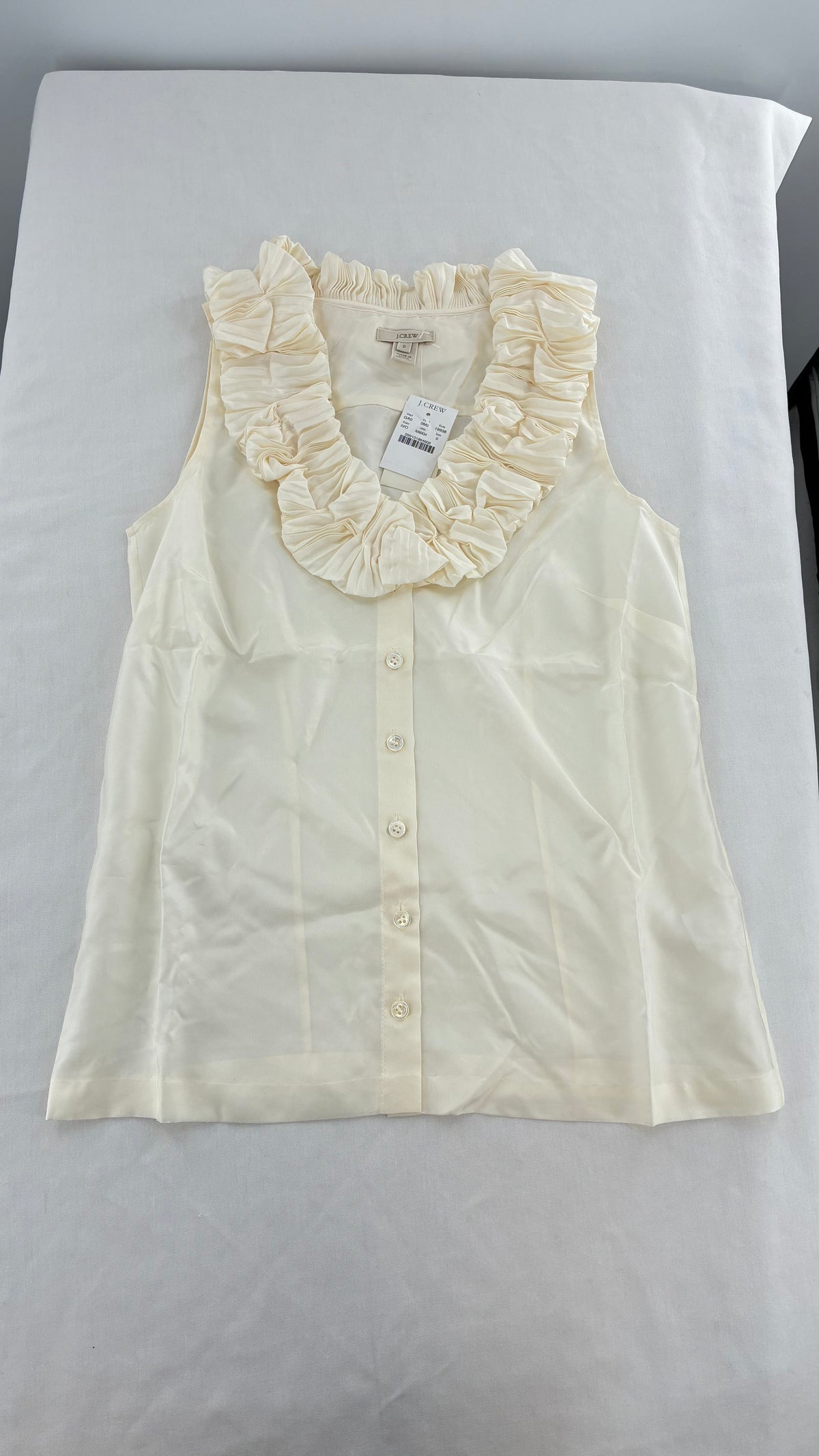 Vintage JCREW Ivory 100% Silk Button Front Sleeveless with Ruffled Neckline (0)