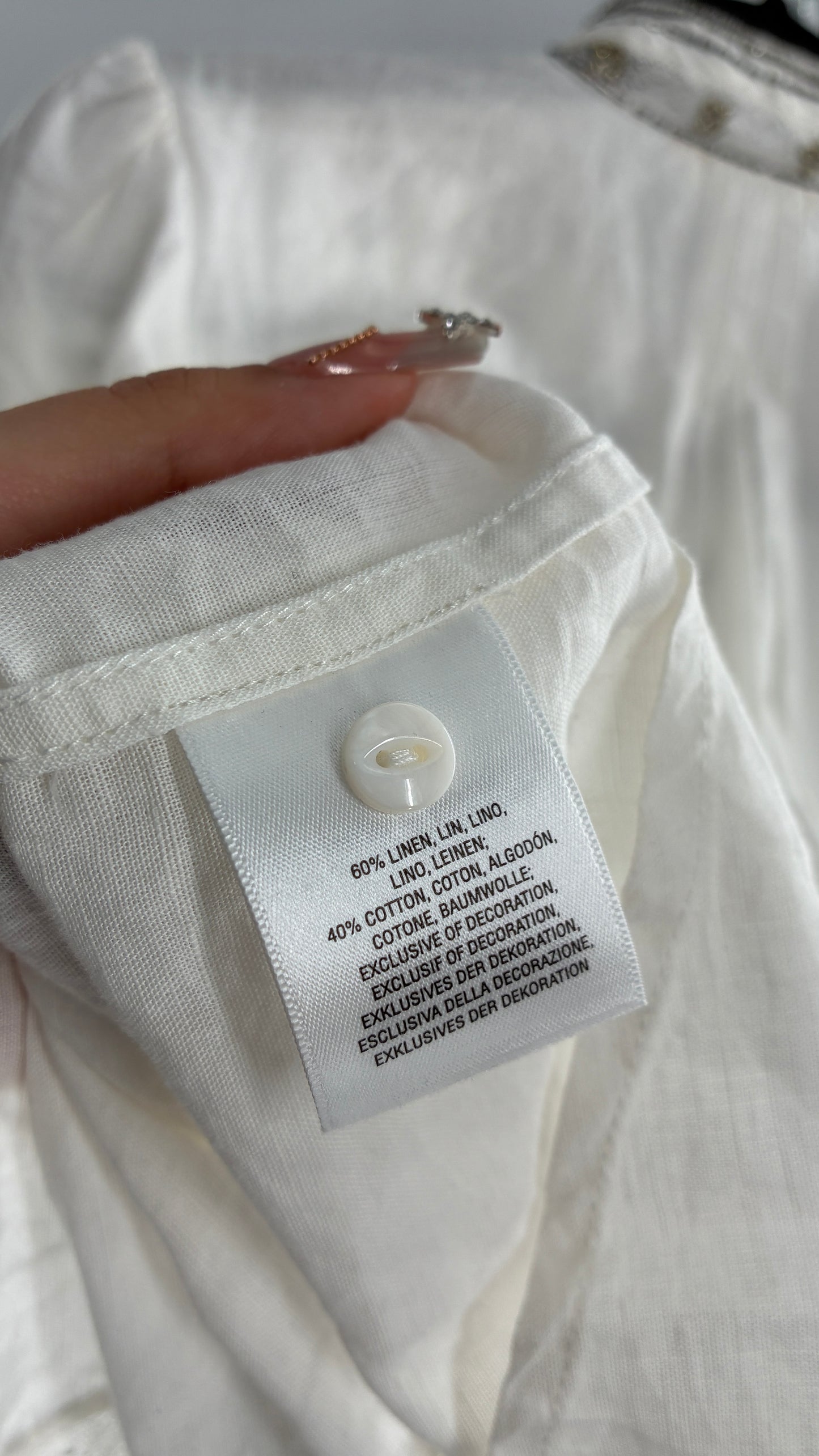 Anthropologie FLOREAT Linen Cotton White Button Up with Lace and Rhinestone Details (4P)