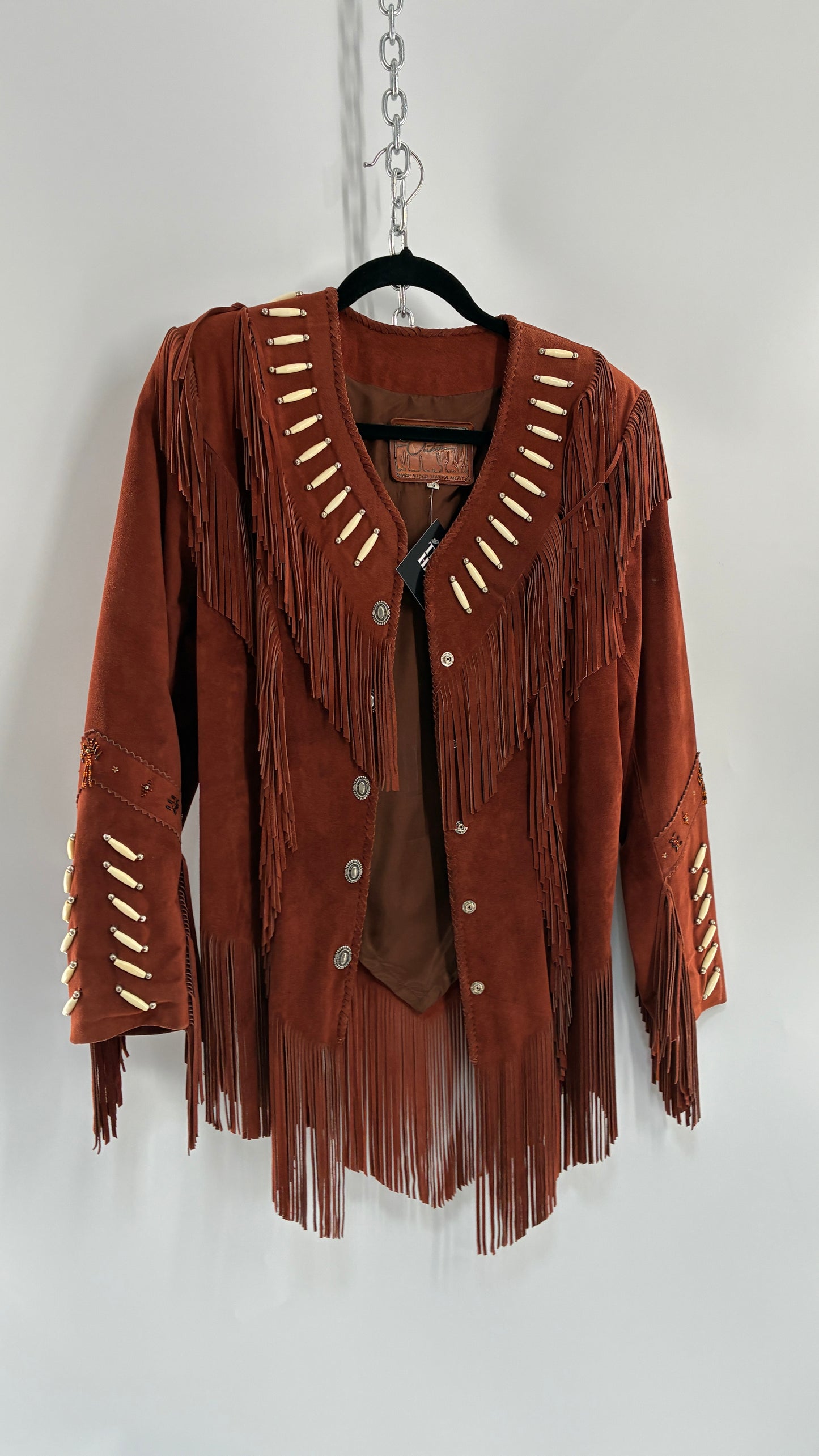Vintage 1970s Suede Made in Old Senora Mexico Rust Thick Heavy Duty Suede Leather Jacket with Pointed Hemline, Beaded Details and Fringe Design (8)