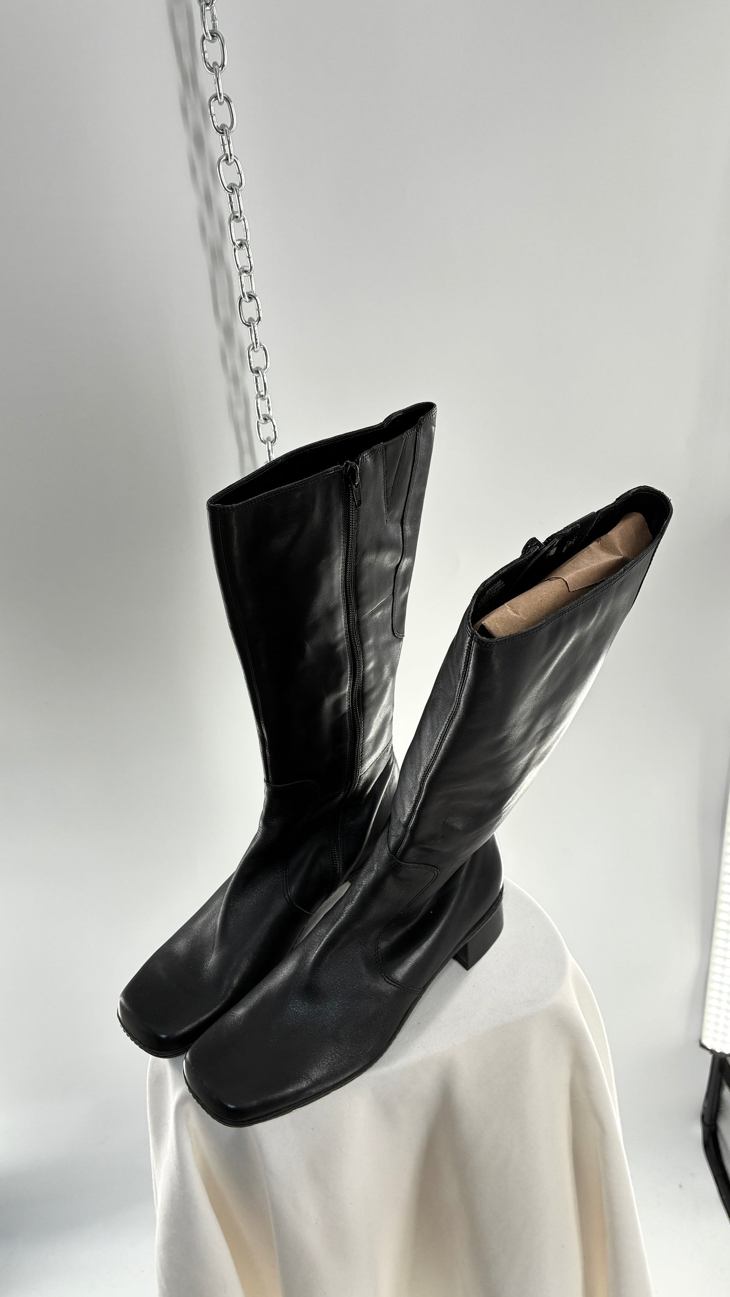 Vintage BANDOLINO 1990s Black Square Toe Boots (9.5)