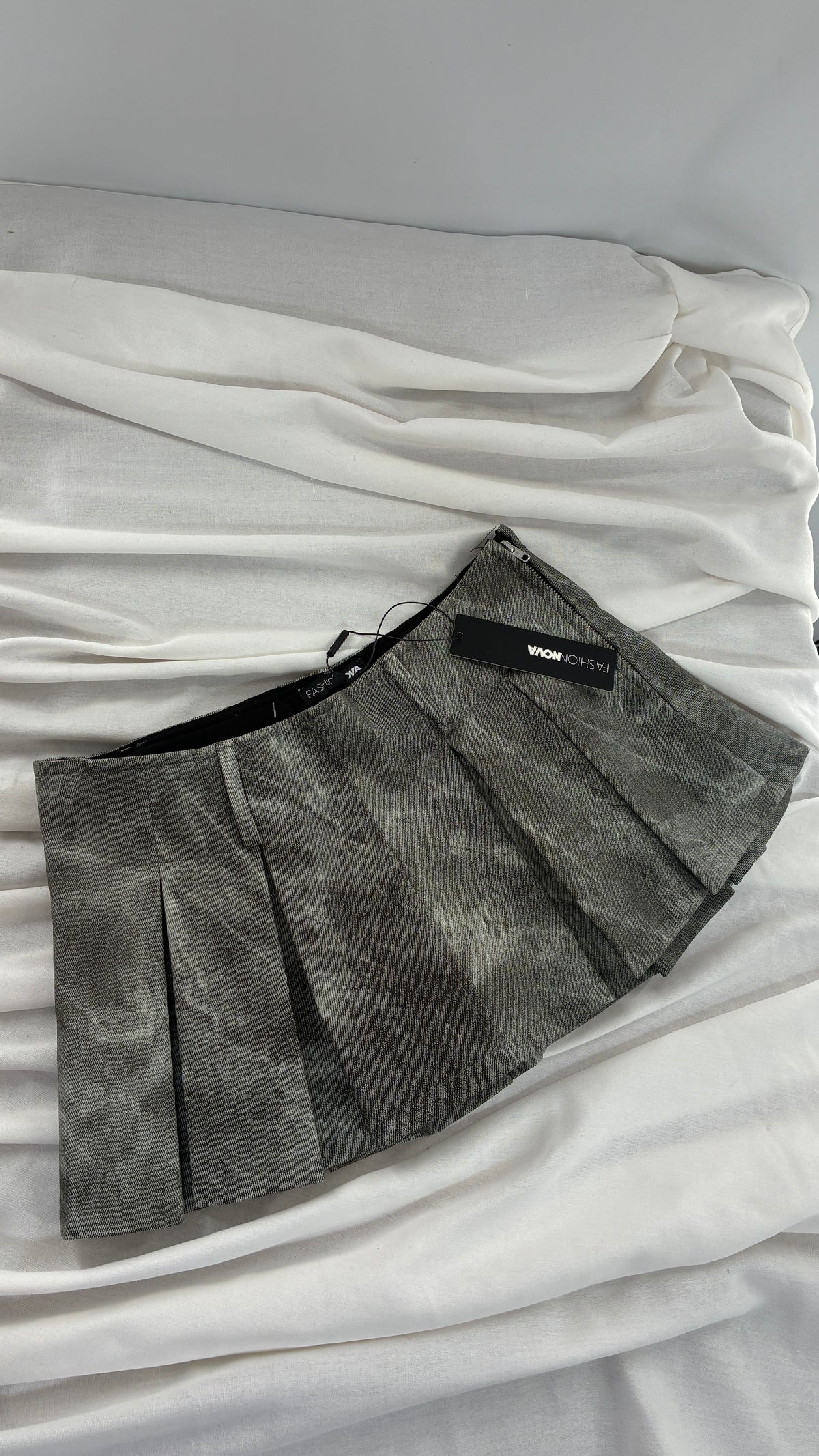 FASHION NOVA Pleated Vinyl Denim Mini Skirt with Built in Shorts and Tags Attached (Small)